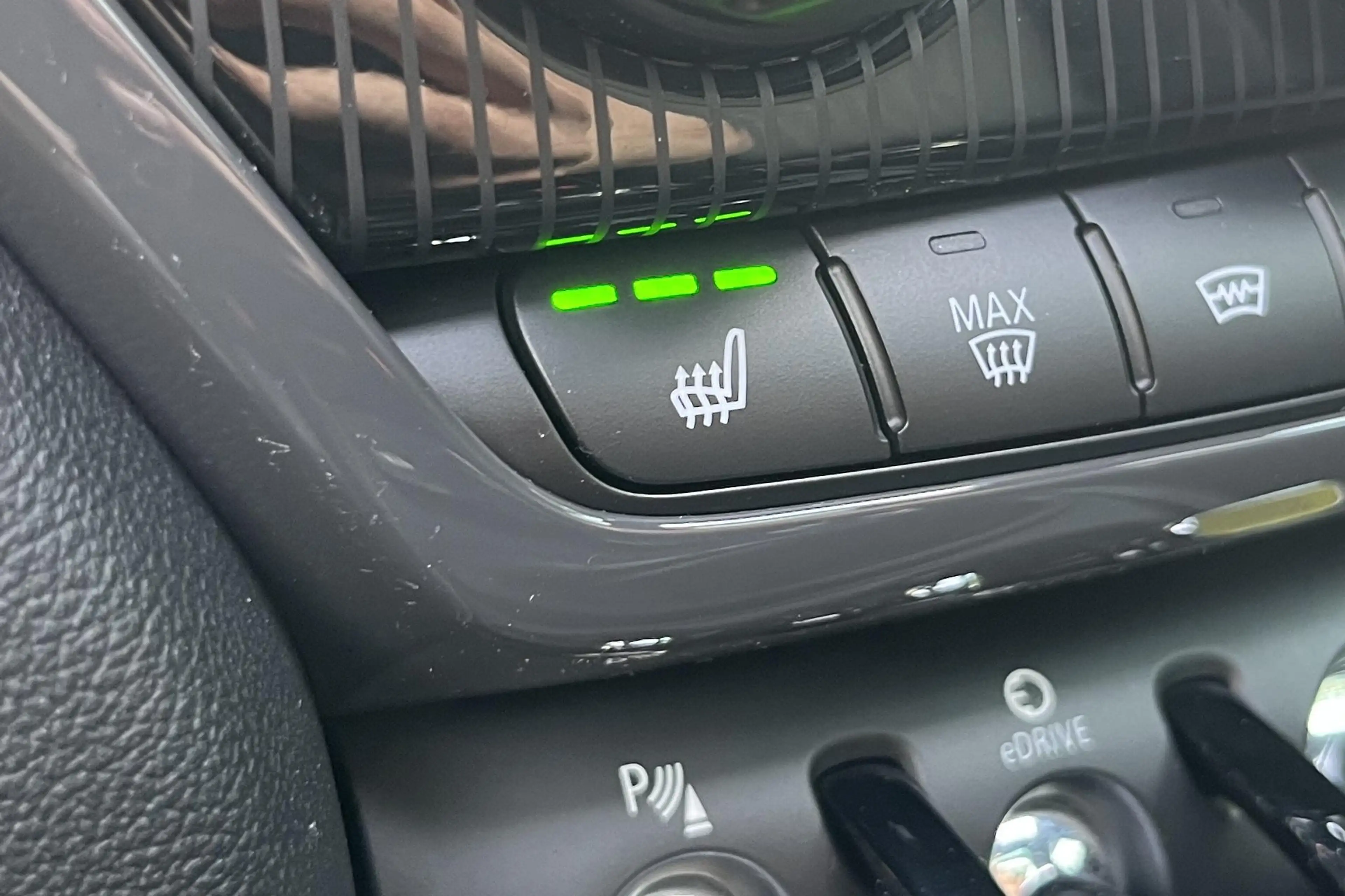 MINI Cooper SE Countryman 1.5 ALL4 Chili PANO | H&K | HUD | JCW PAKKET | CAR — photo 18