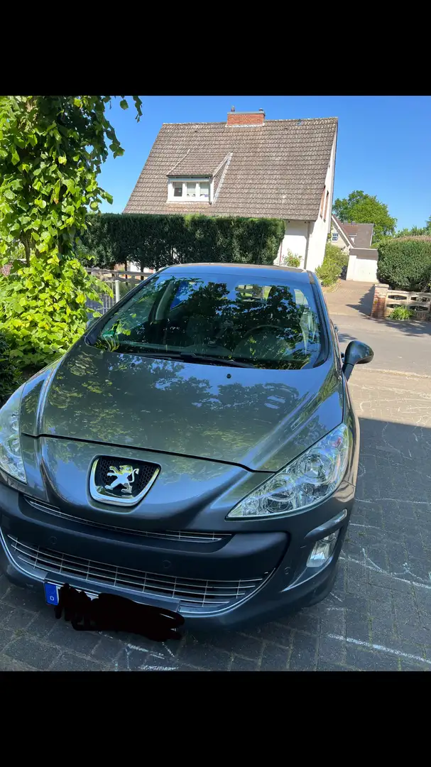 Peugeot 308 - 1