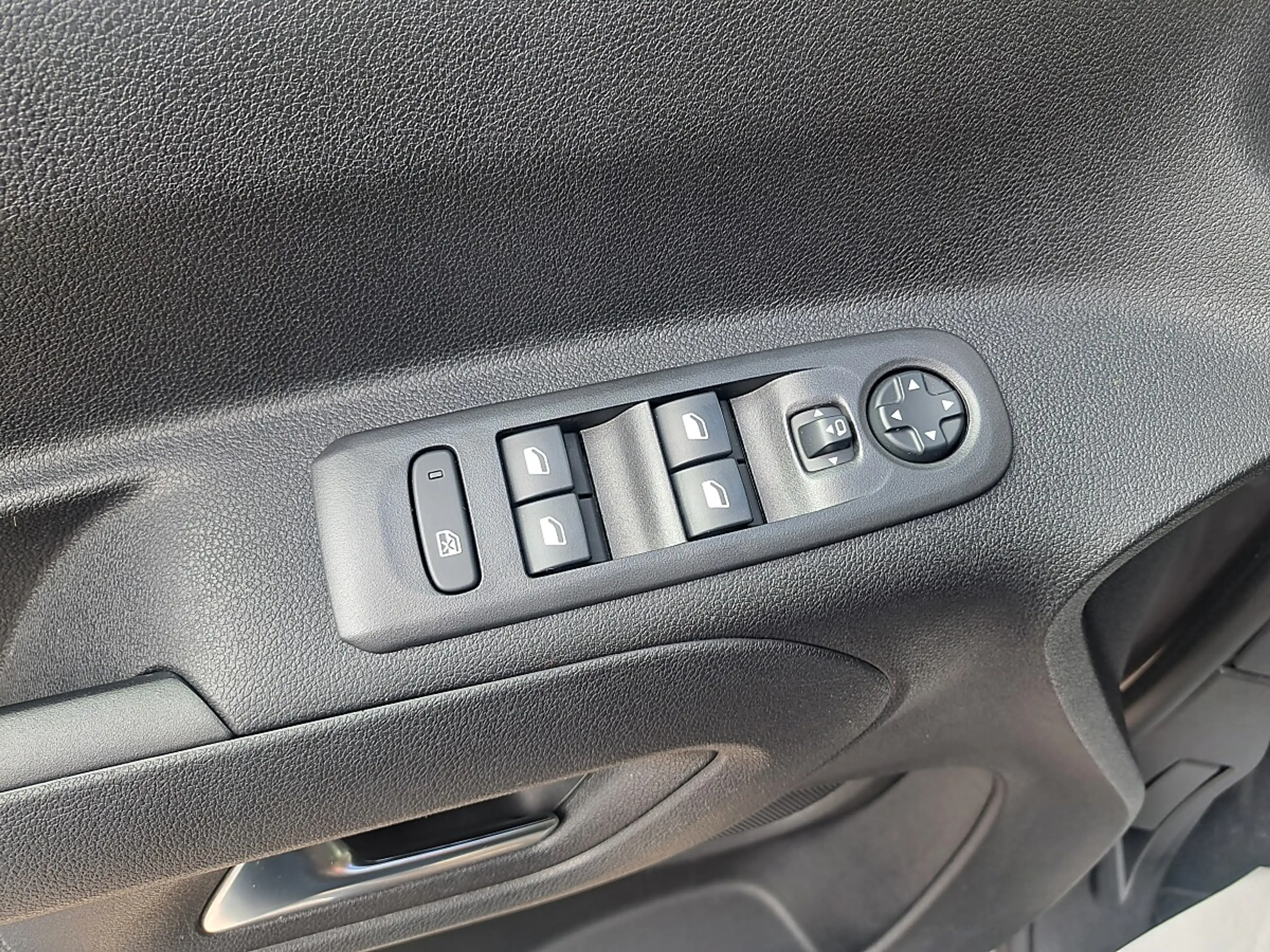 Opel Combo Life 1,5 CDTI BlueInj. L L1H1 Innovation S/S — photo 14