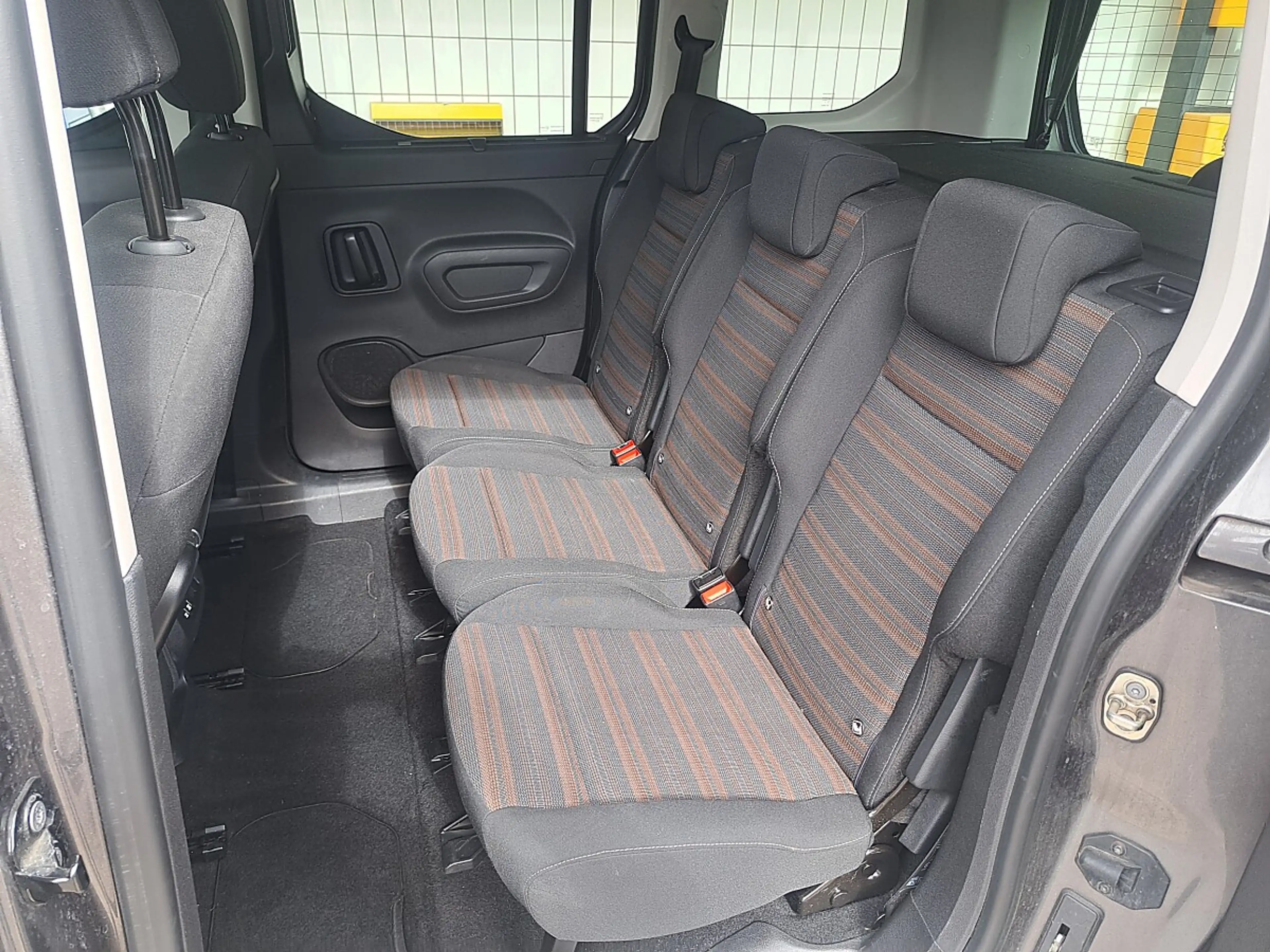 Opel Combo Life 1,5 CDTI BlueInj. L L1H1 Innovation S/S — photo 10