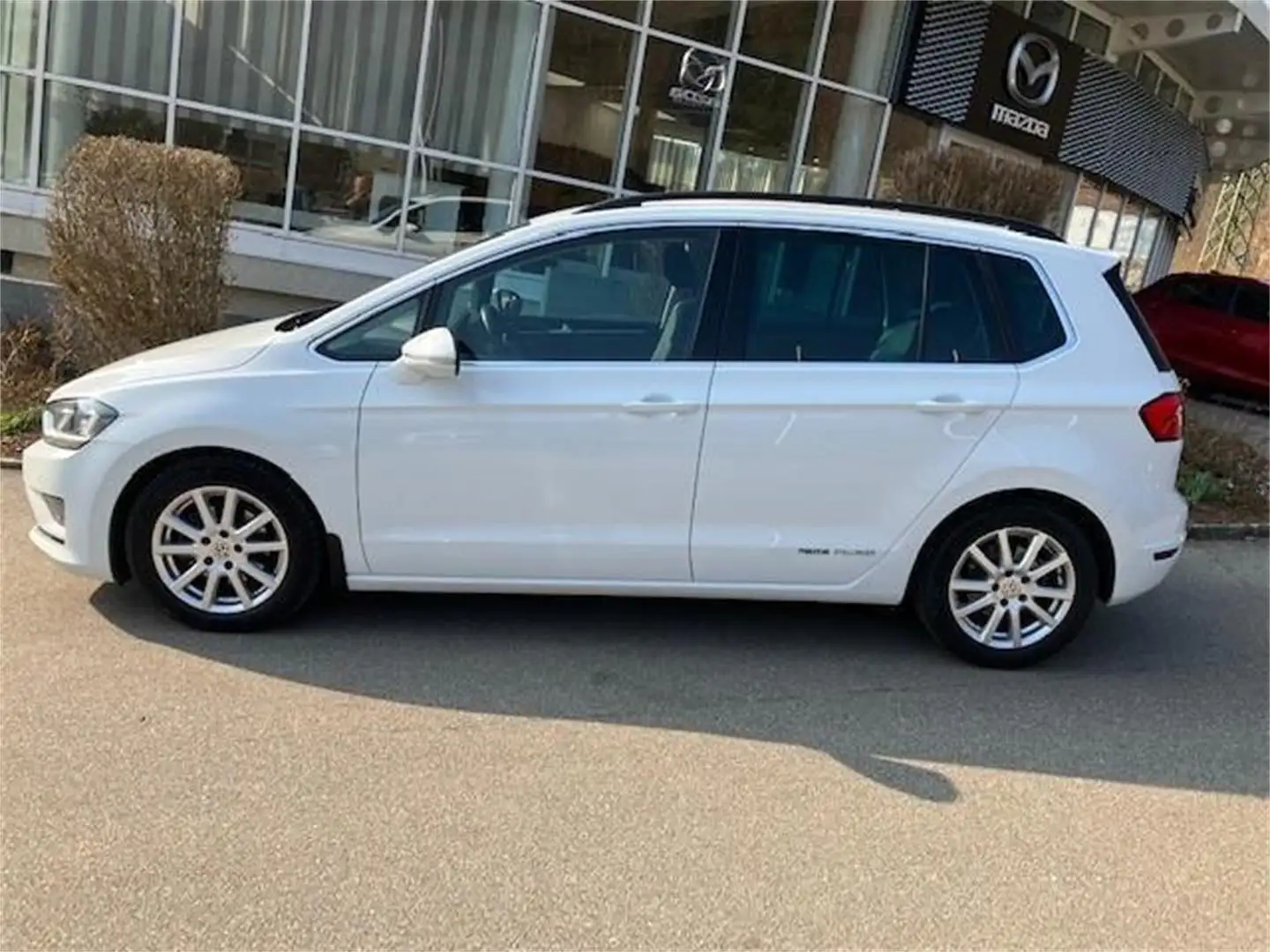 Volkswagen Golf Sportsvan Highline 1,6 BMT TDI DSG Weiß - 2