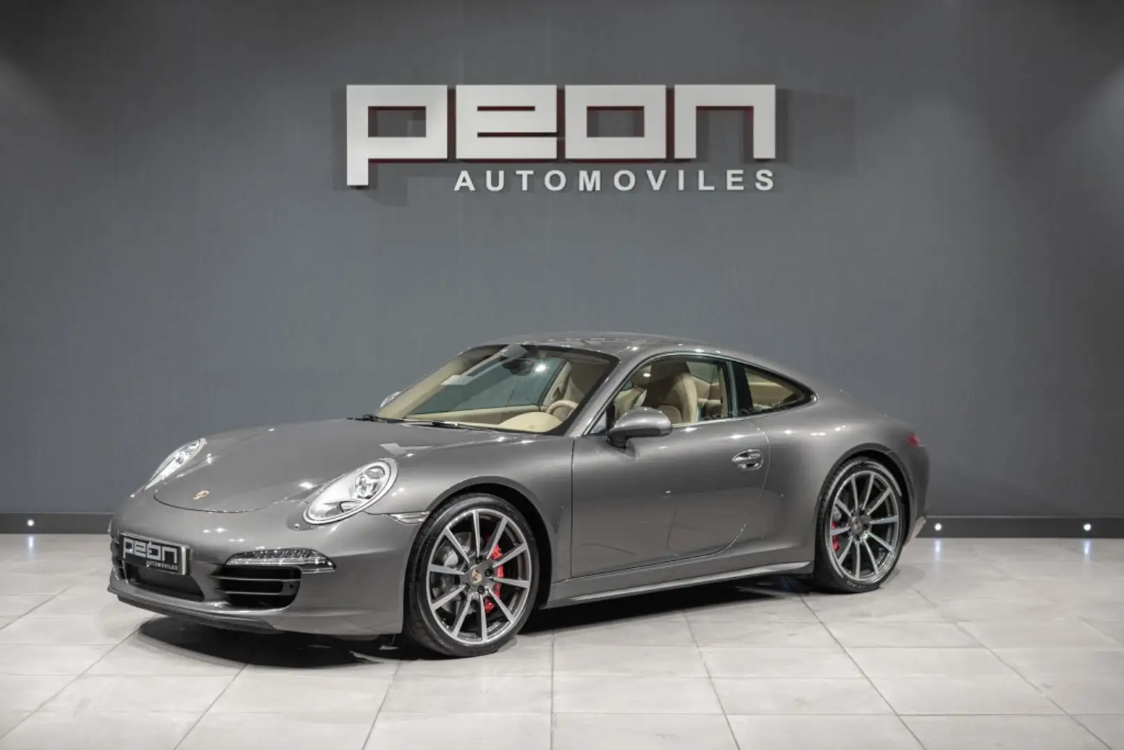 Porsche 991 Carrera 4S Coupé PDK Gris - 1