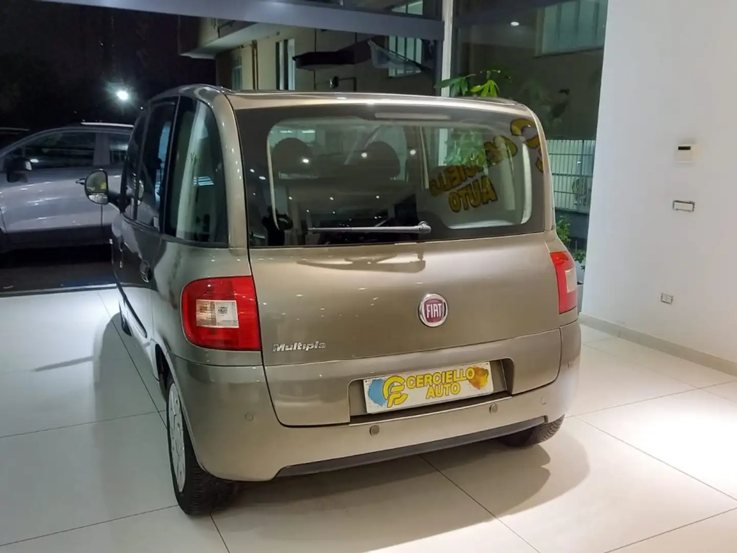 Fiat Multipla 1.9 MJT Dynamic tua da €59,00 mensili Gris - 2