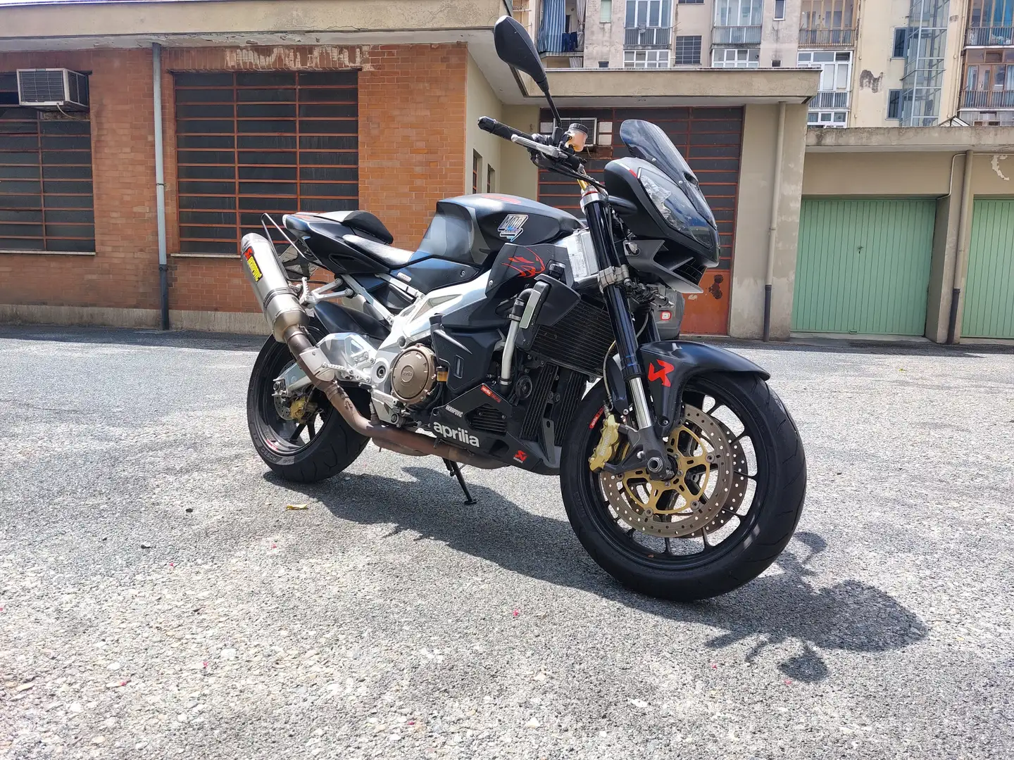 Aprilia Tuono 1000 Negru - 2