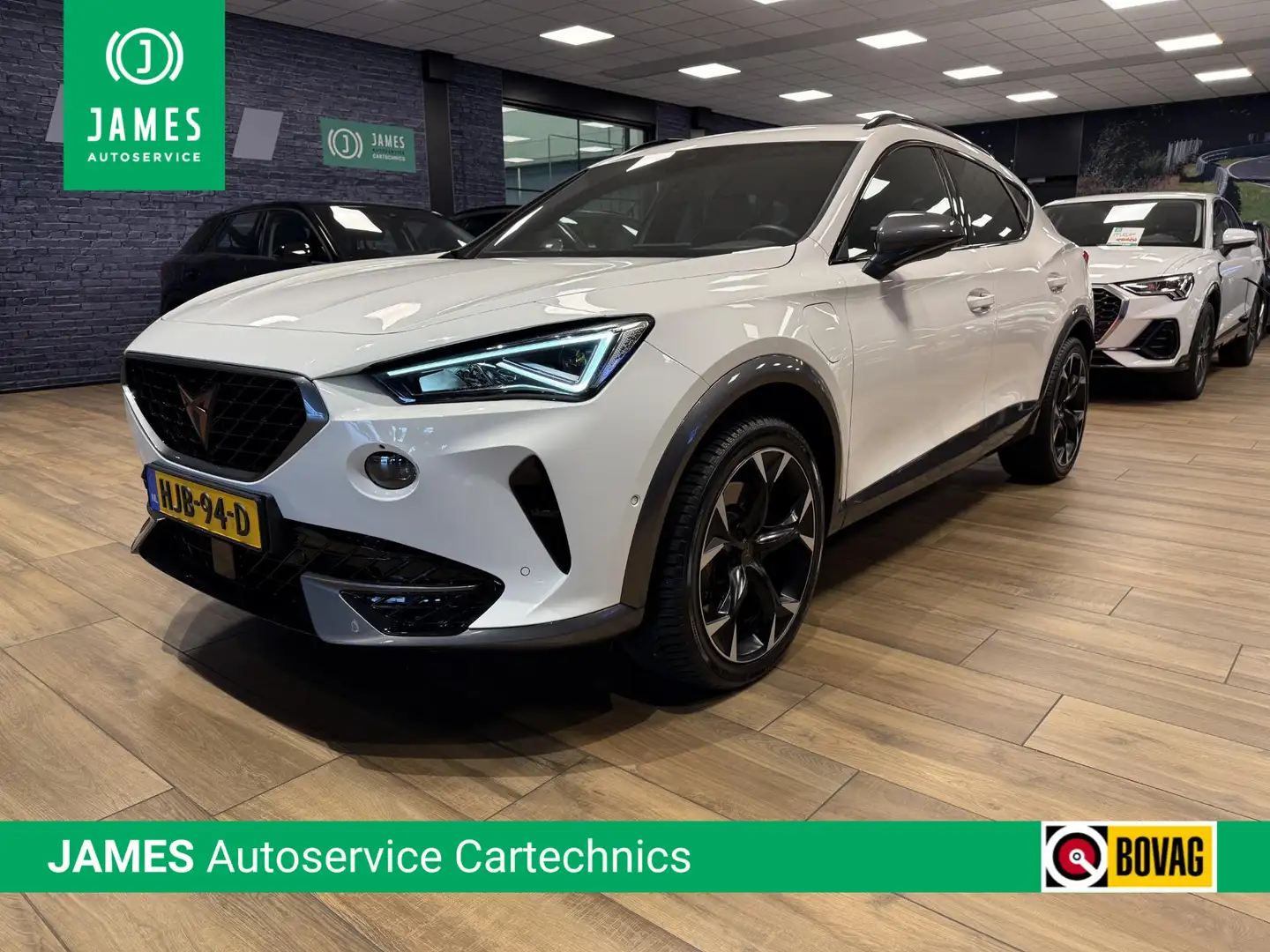 CUPRA Formentor 1.4 e-Hybrid VZ Black Edition 245PK|Apple Carplay| Weiß - 1