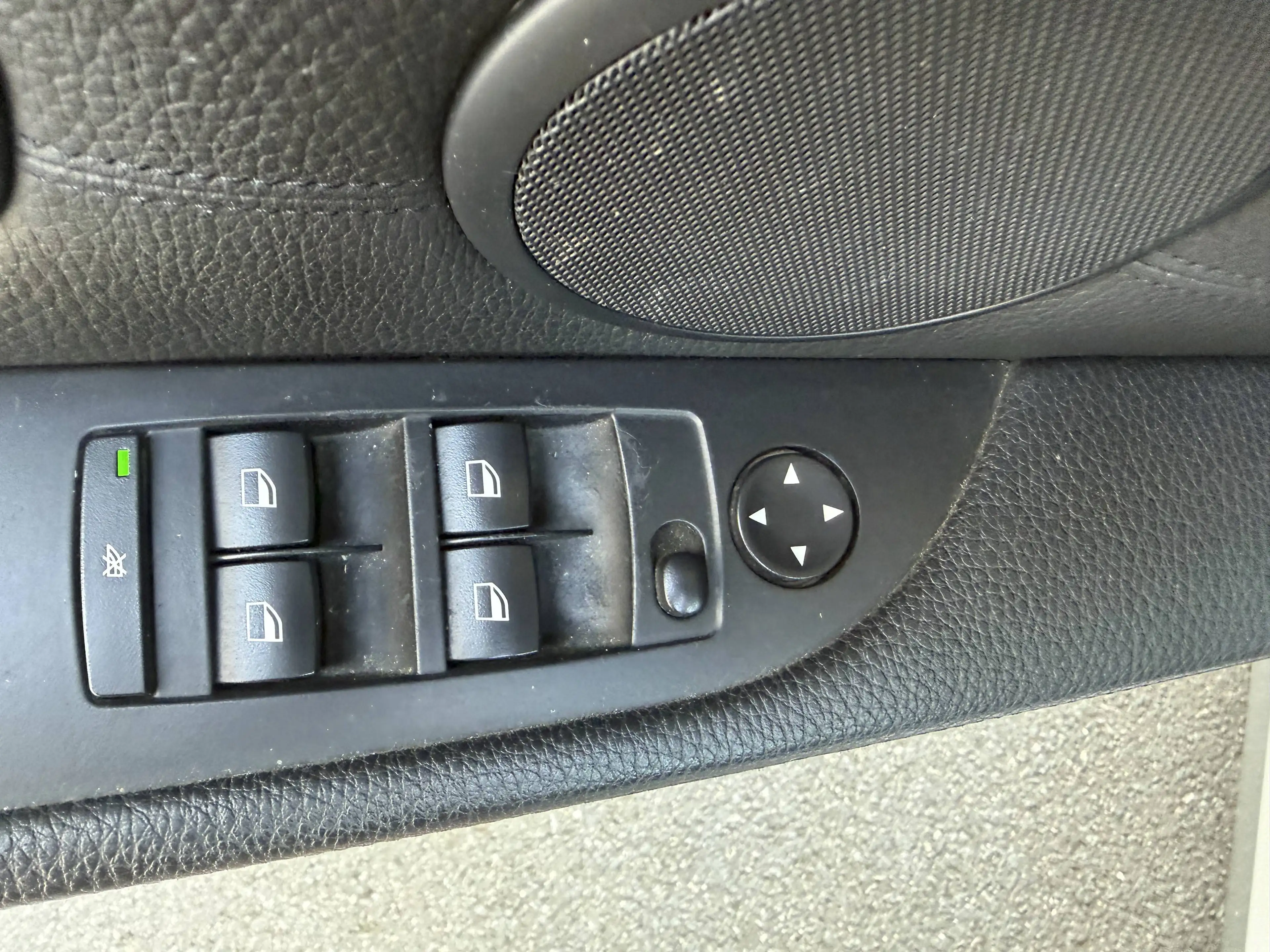 BMW 525 525d Standheizung Night Vision Panorama Leder AHK — photo 14
