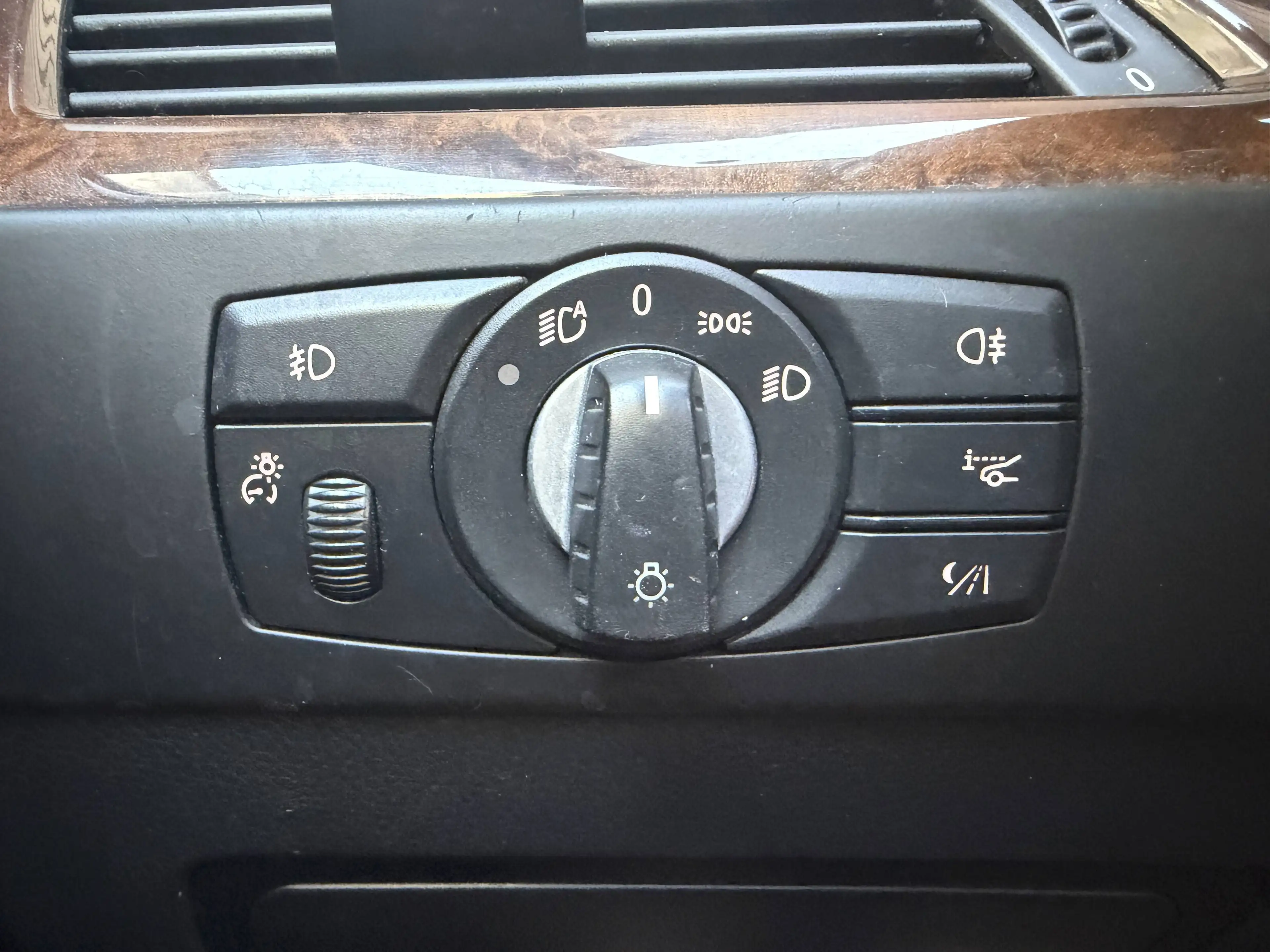 BMW 525 525d Standheizung Night Vision Panorama Leder AHK — photo 15