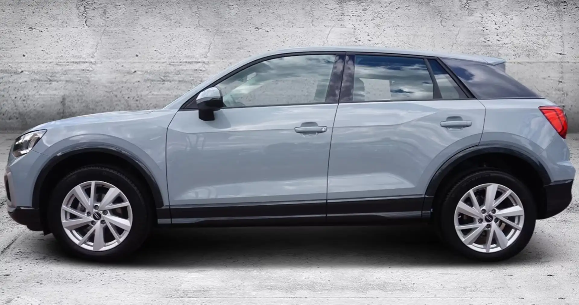 Audi Q2 Q2 30 1.0 tfsi Admired Advanced matrix RESTYLING Grigio - 1