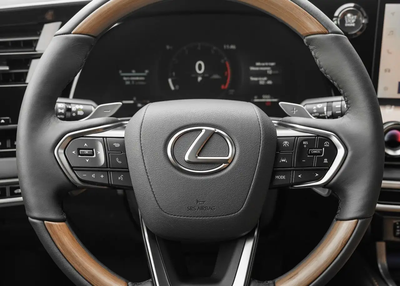 Lexus RX снимка Lexus RX