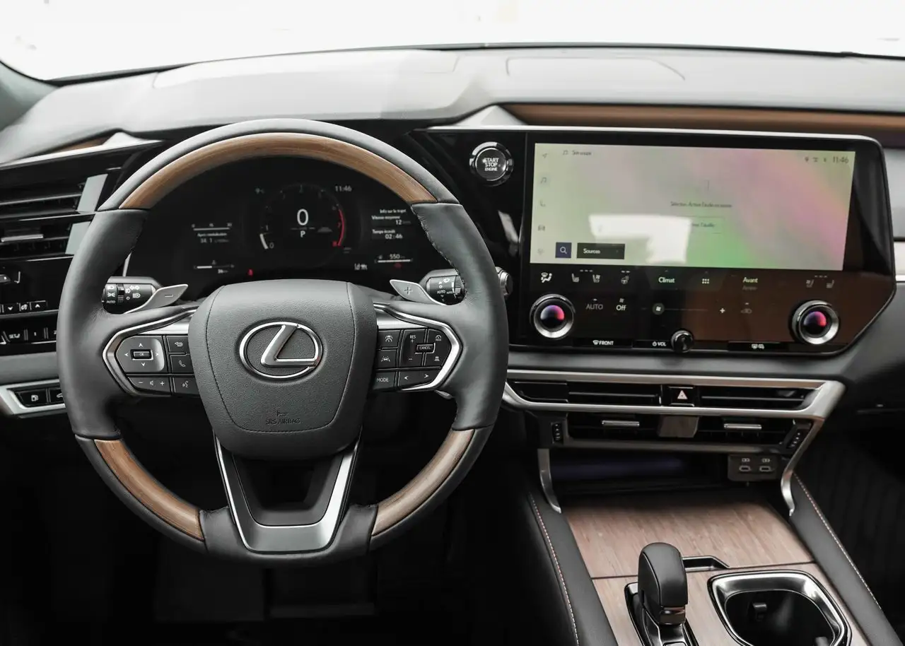 Lexus RX снимка Lexus RX