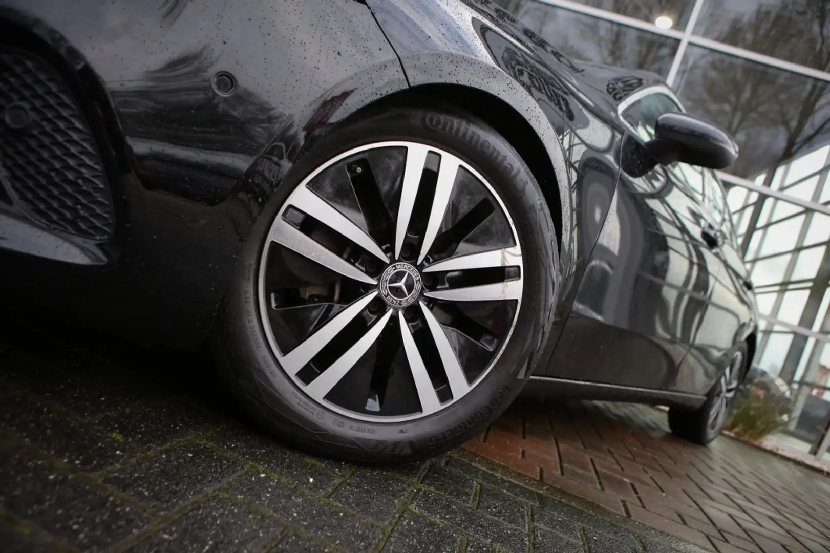 Mercedes-Benz A 200 Progressive | Navigatie | Achteruitrijcamera | Sto Negru - 2