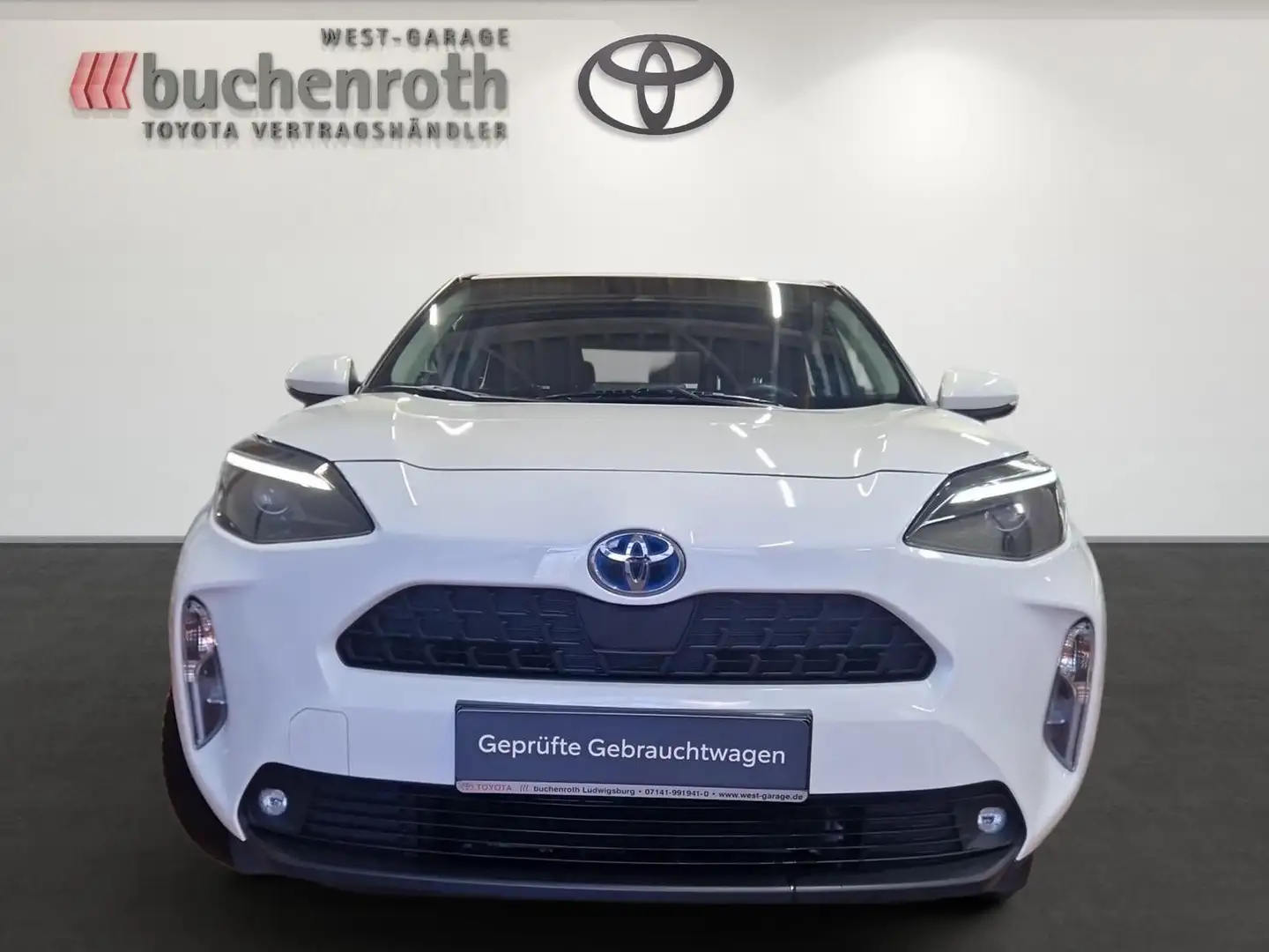 Toyota Yaris Cross Hybrid FWD Comfort Wit - 2