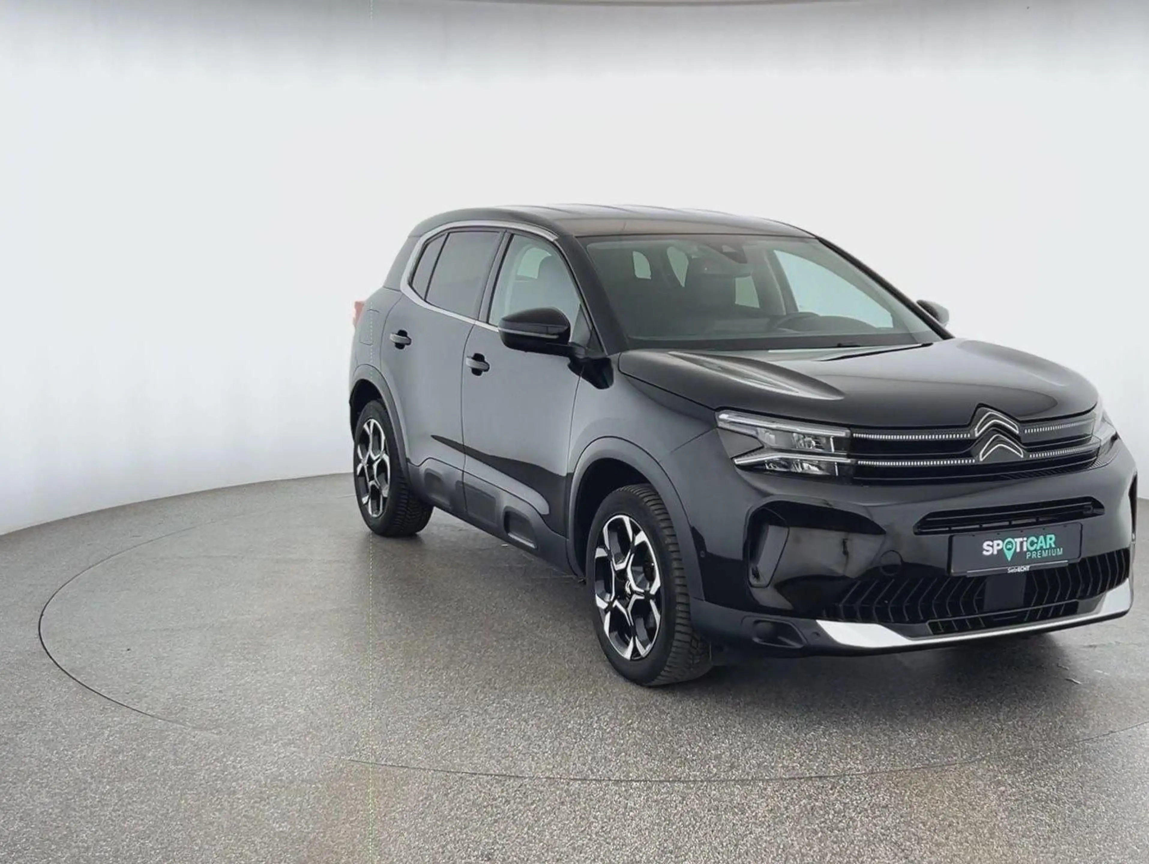 Citroen C5 Aircross Plus 1.2*NAVI*SHZ*RFK*uvm — photo 3
