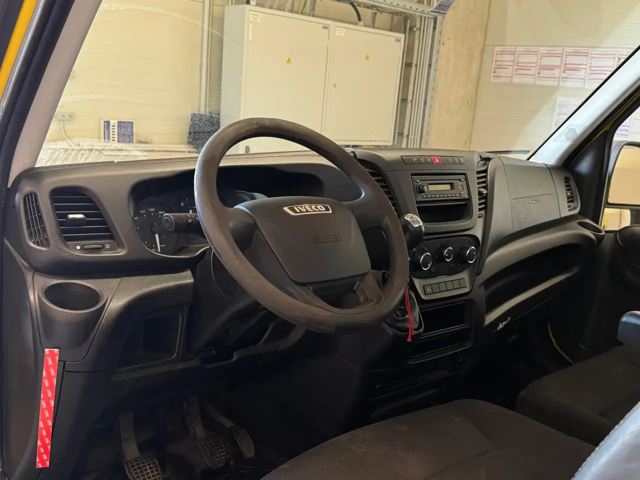 Iveco Daily Radstand 4100 Top – Bild 12