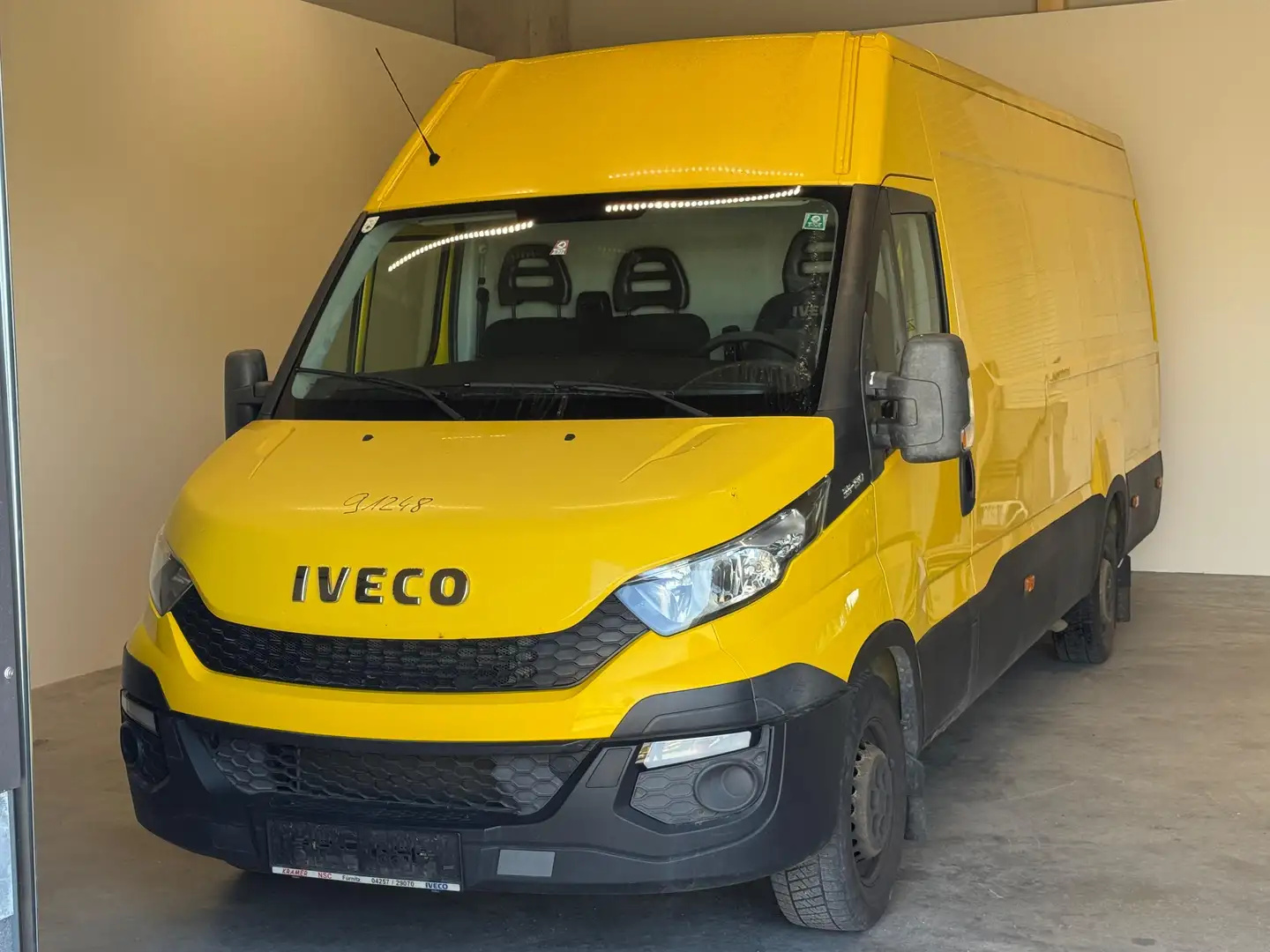 Iveco Daily Radstand 4100 Top* Kredit* 1.Besitzer*Maxi Lang L4 Žlutá - 1