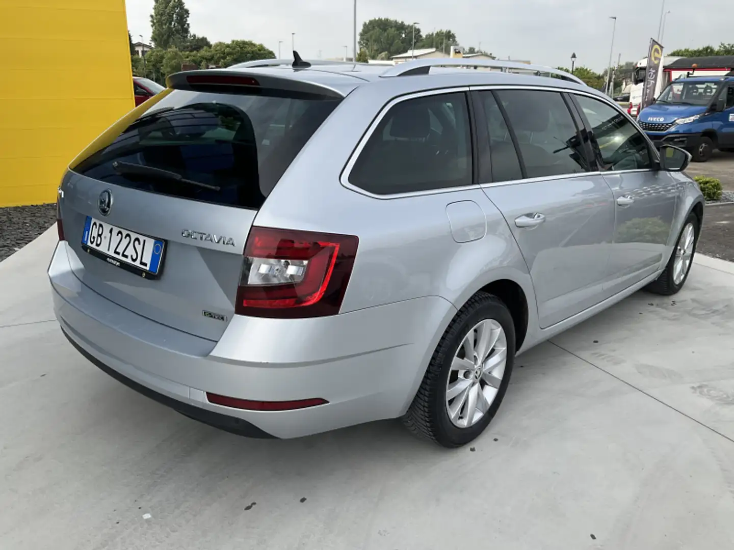 Skoda Octavia 1.5 DSG Wagon Executive G-Tec Grigio - 2