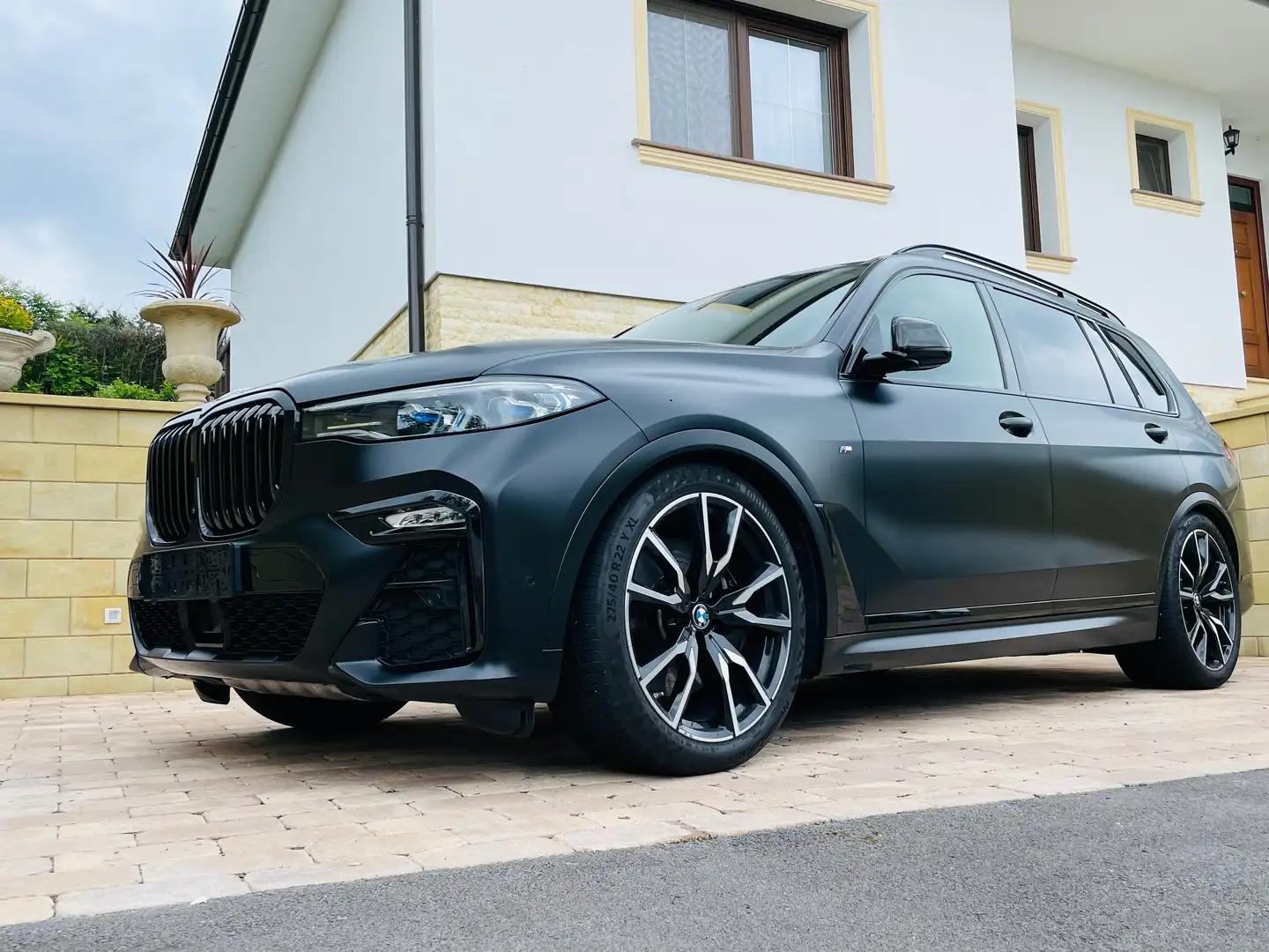 BMW X7 M *M40d*Xdrive*M-Paket*Individual-Paket*First-Klass* Noir - 1