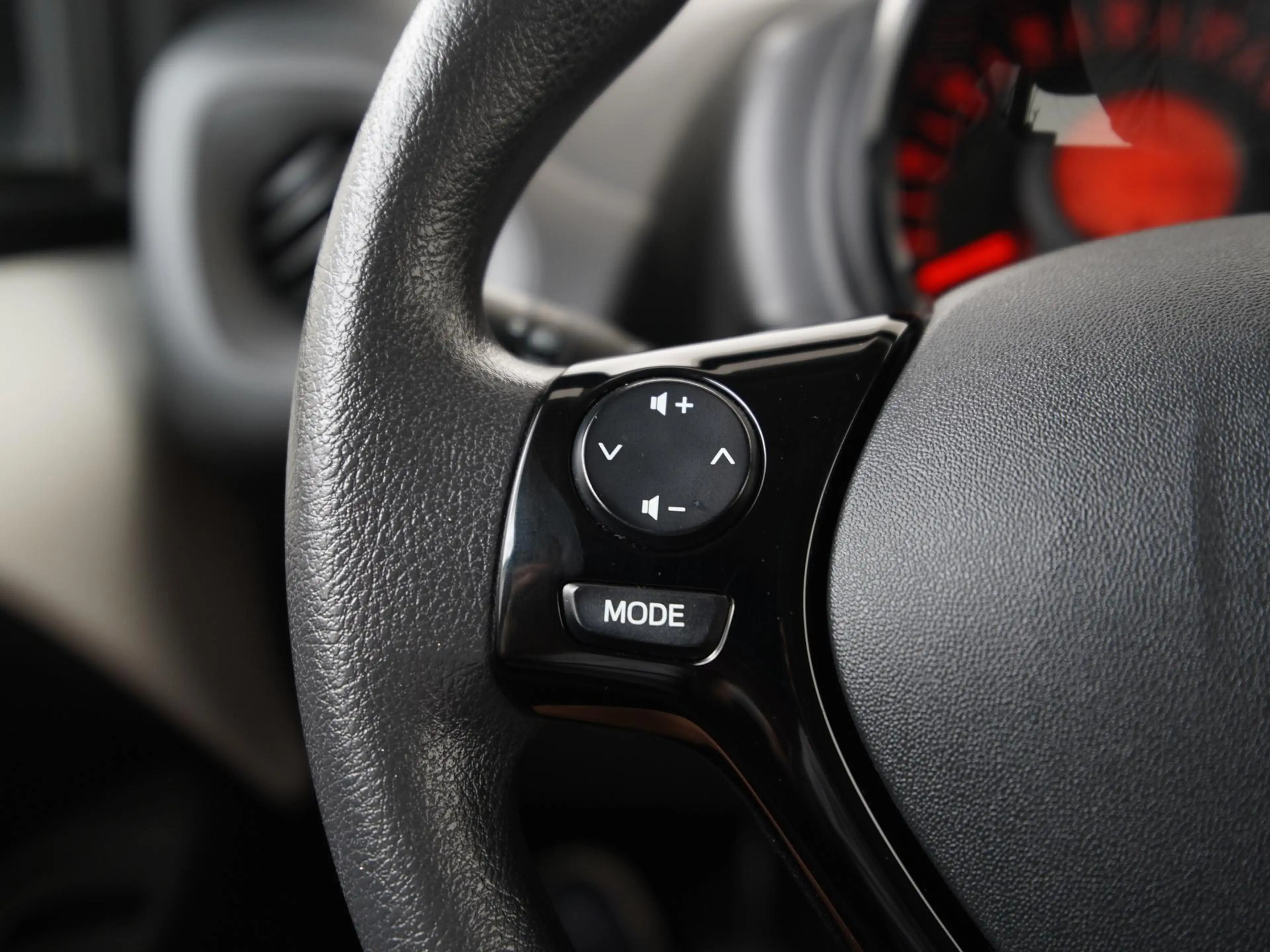 Citroen C1 1.0 VTi Feel | Camera | Apple/Android Carplay | Zo — photo 7