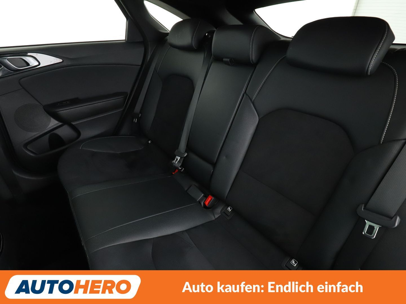 Kia ProCeed / pro_cee'd 1.5 TGDI Mild-Hybrid GT Line — photo 14