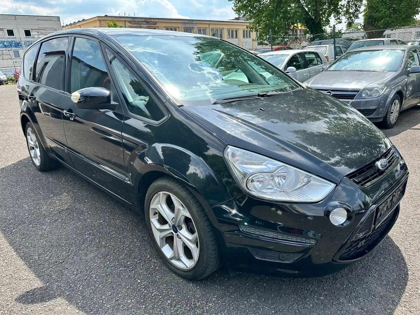Ford S-Max Trend Negro - 1