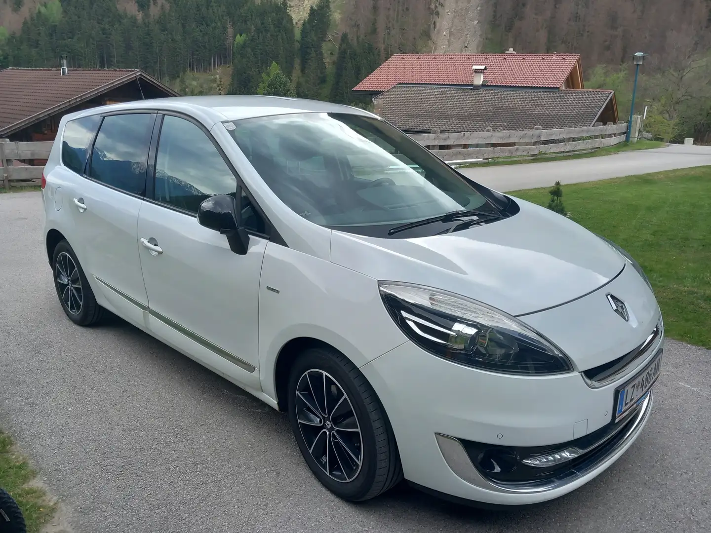 Renault Grand Scenic Grand Scénic Energy dCi 110 Bose Edition Stop Weiß - 1