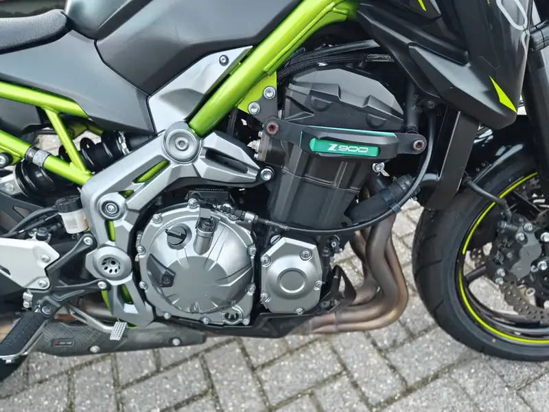 Kawasaki Z 900 - foto 5