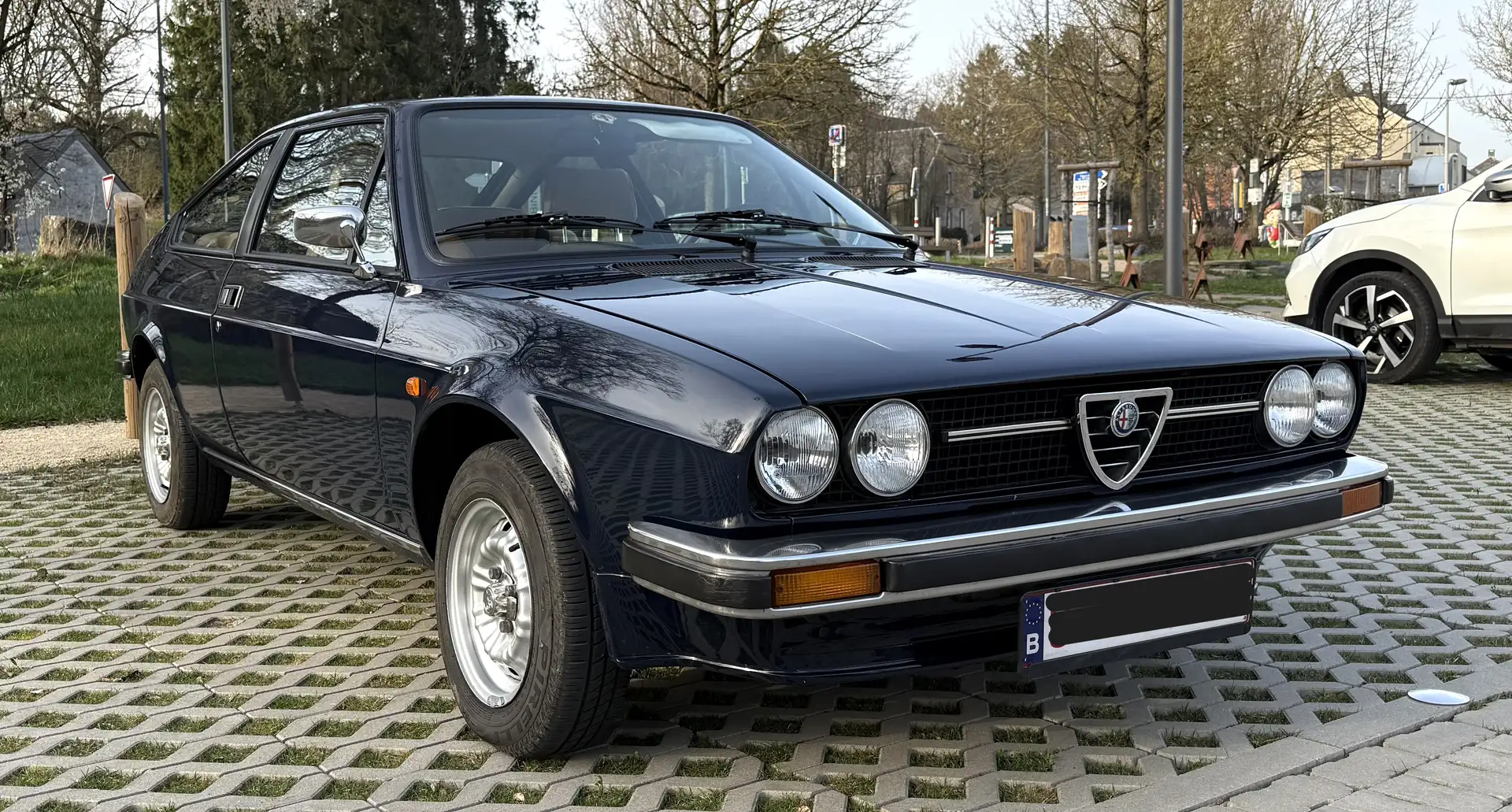 Alfa Romeo Alfasud Sprint Veloce Blau - 1