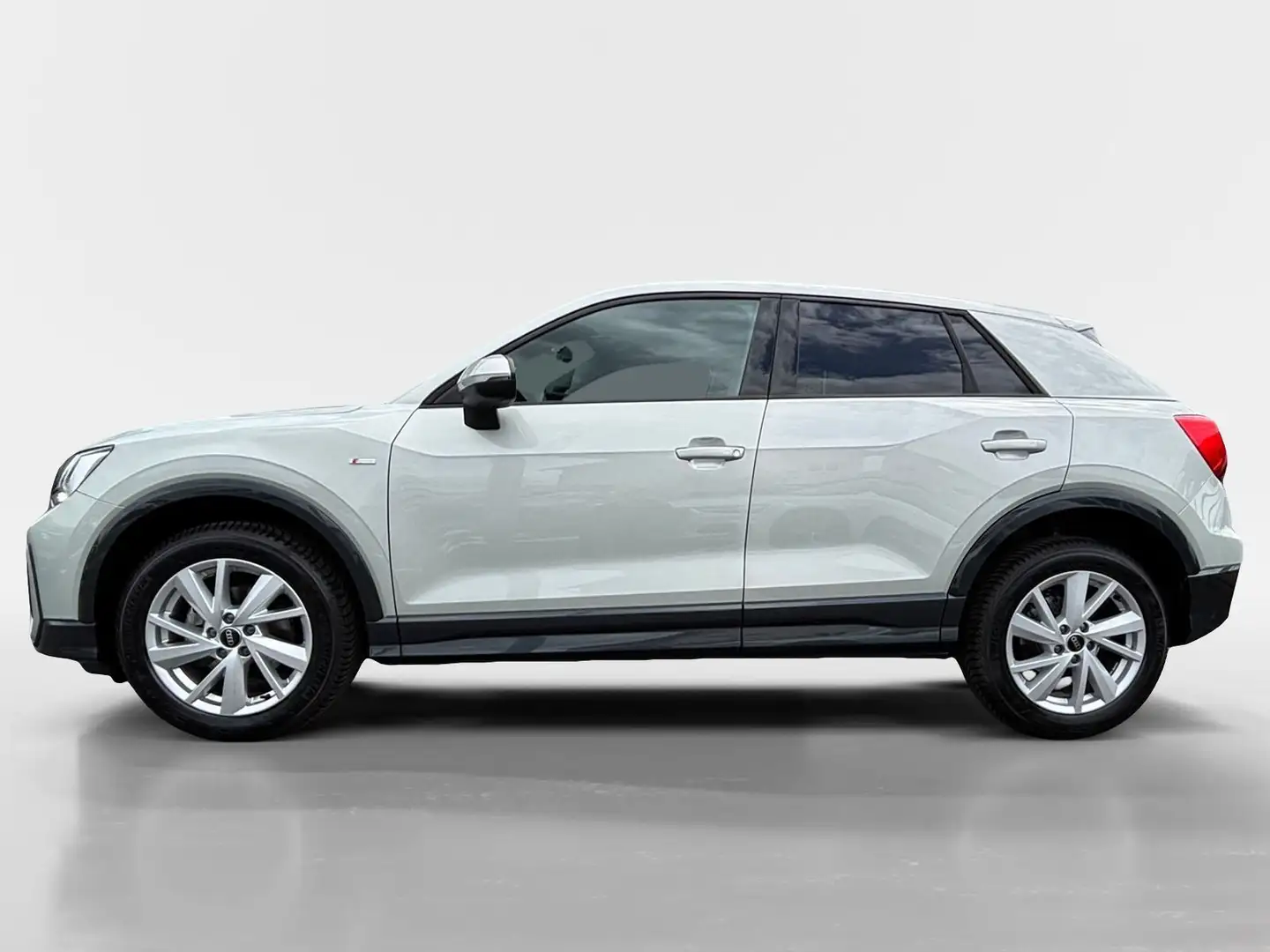 Audi Q2 35 TFSI S-LINE*AHK*SMART-INTER*KLIMA*LEDER*SH Silber - 2
