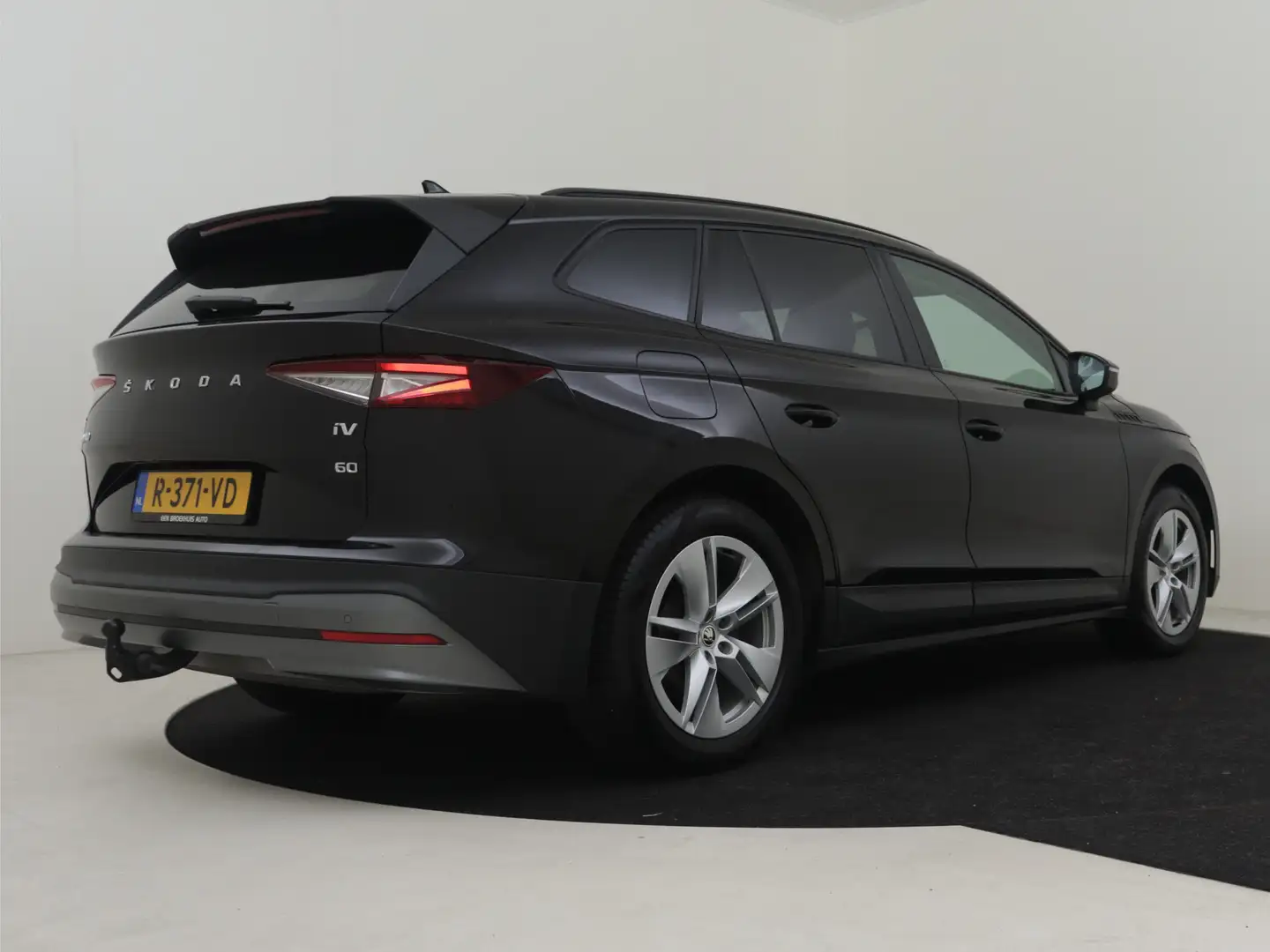 Skoda Enyaq iV 60 180pk 1e eigenaar | 100%dealeronderhouden | Negro - 2