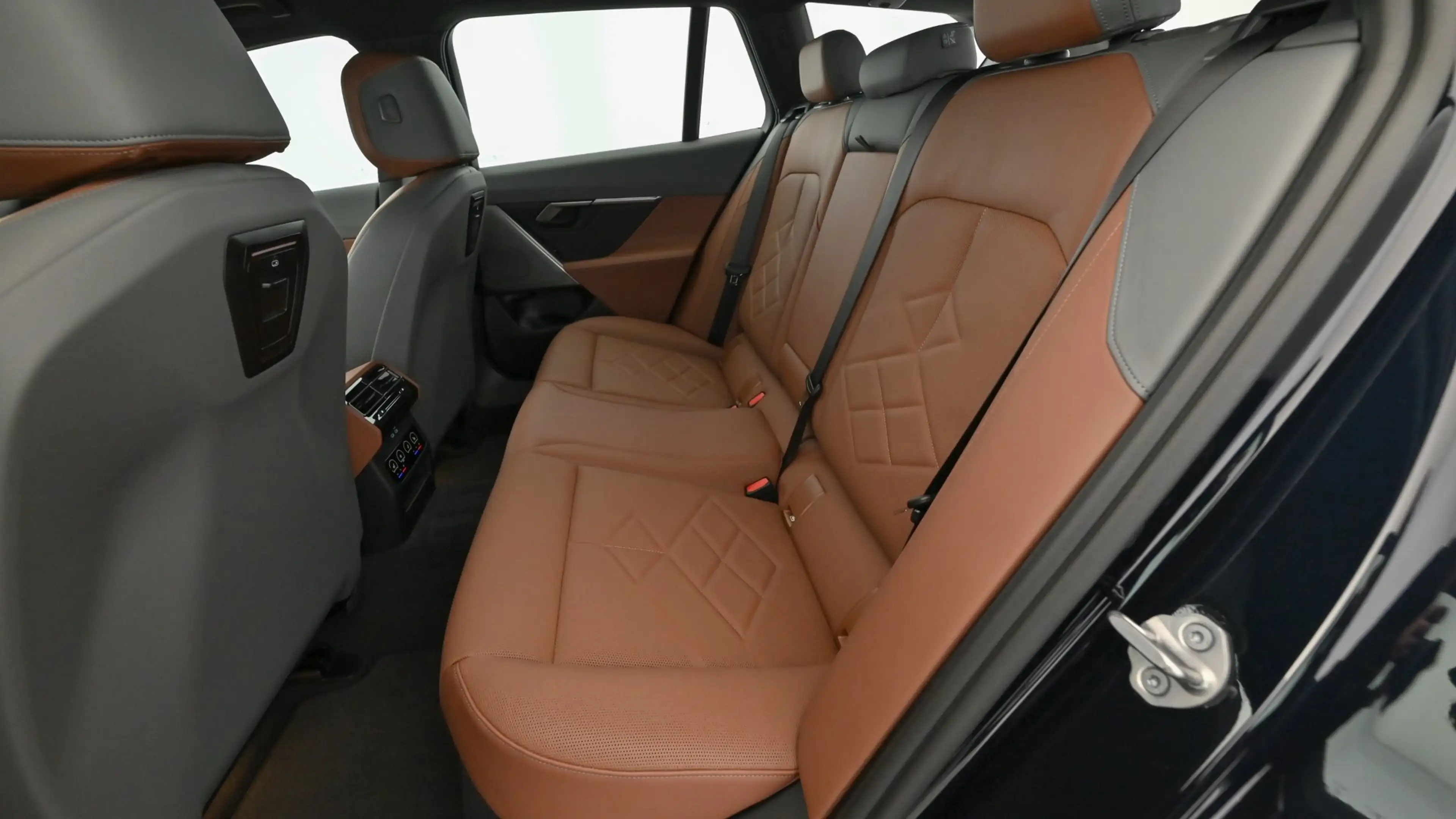 BMW 520 d xDrive M-Sportpaket — photo 12