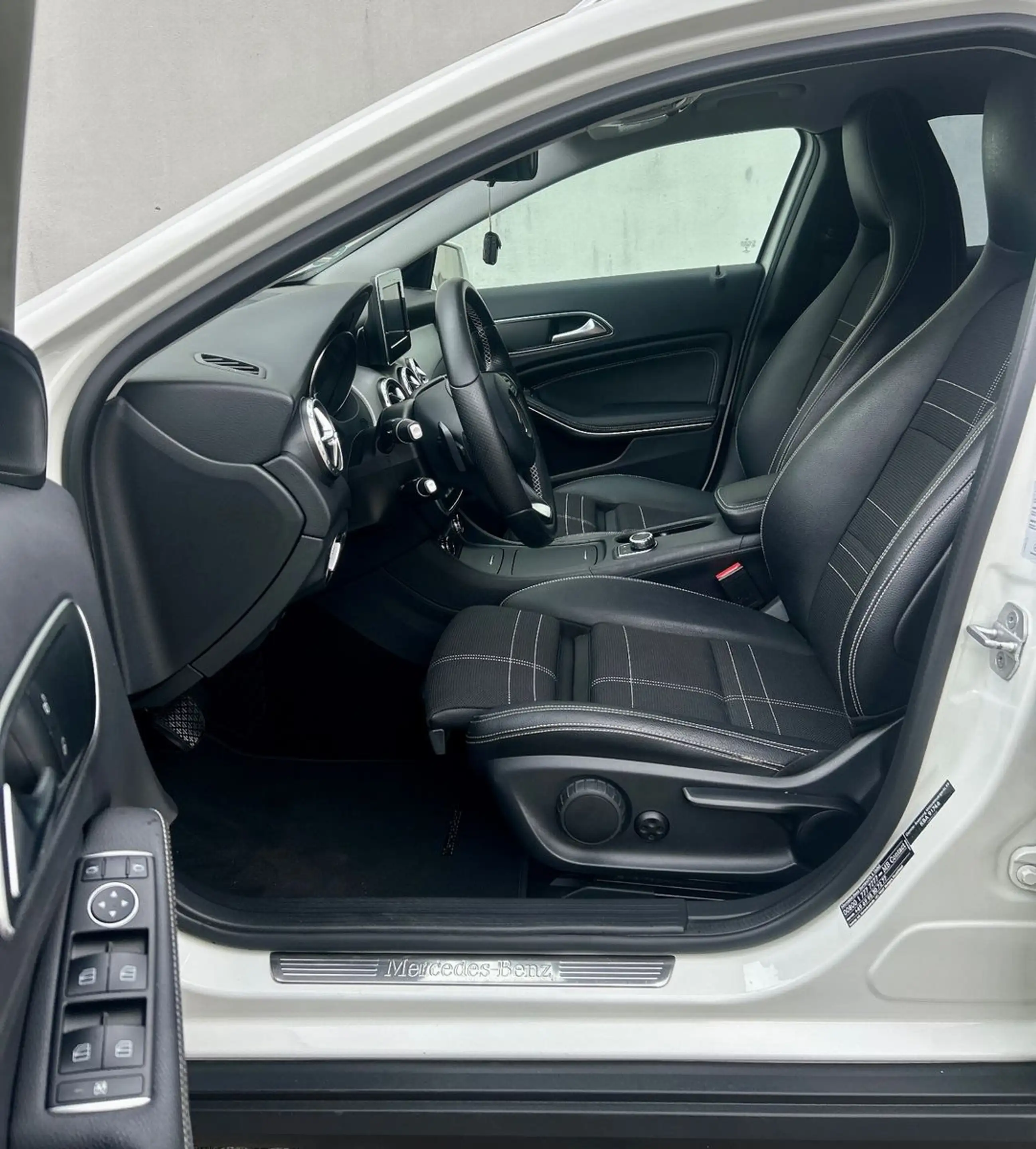 Mercedes-Benz GLA 220 d 4Matic Automatic GPS Klima SHZ ALU — photo 3