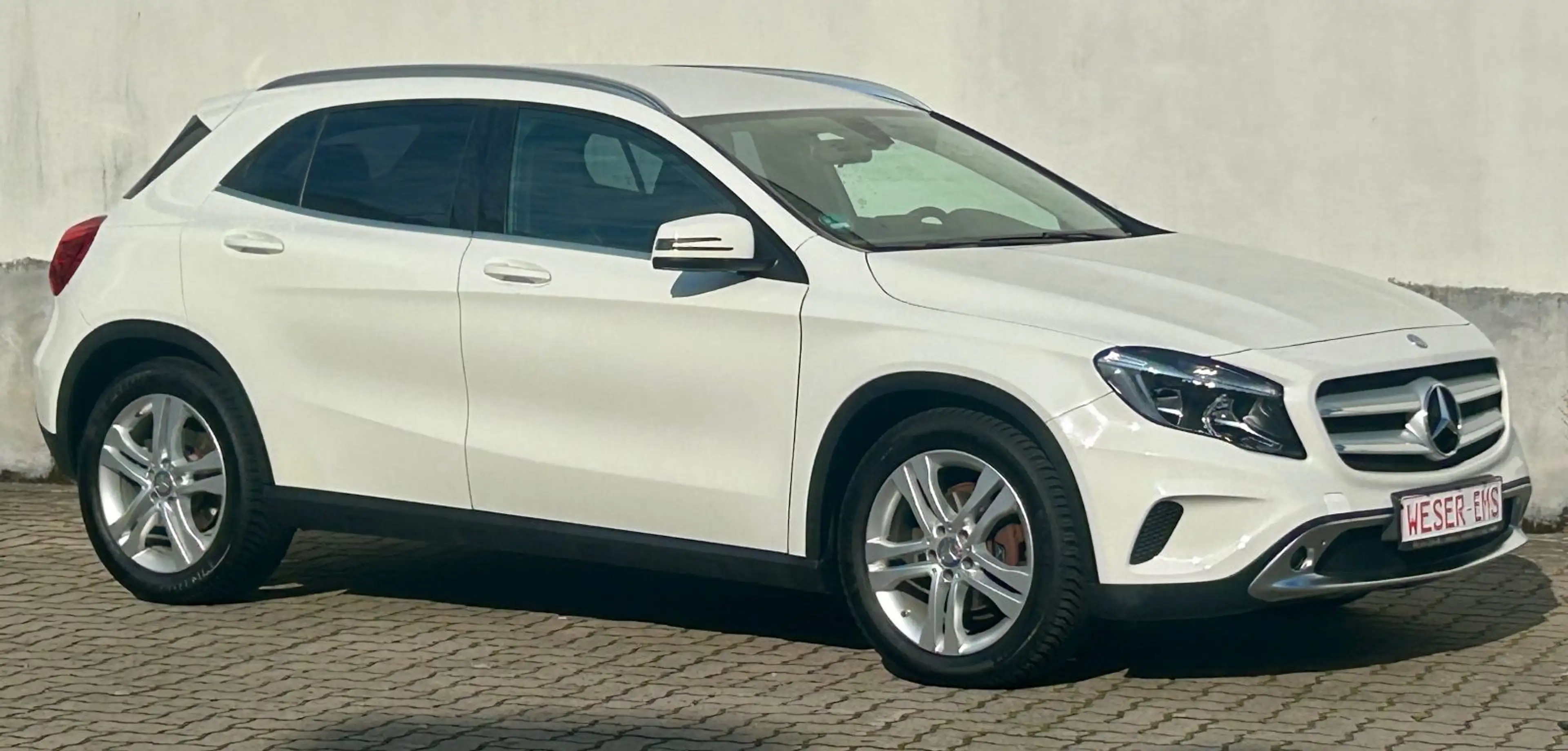 Mercedes-Benz GLA 220 d 4Matic Automatic GPS Klima SHZ ALU — photo 14