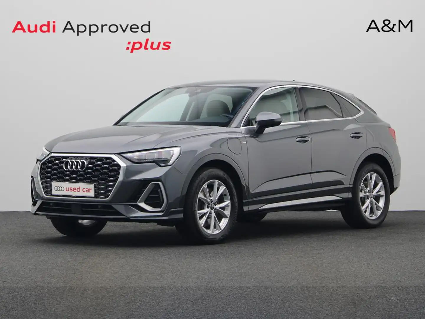Audi Q3 Sportback S-LINE 45 TFSIe 245 PK S-TRONIC AUTOMAAT Gris - 1