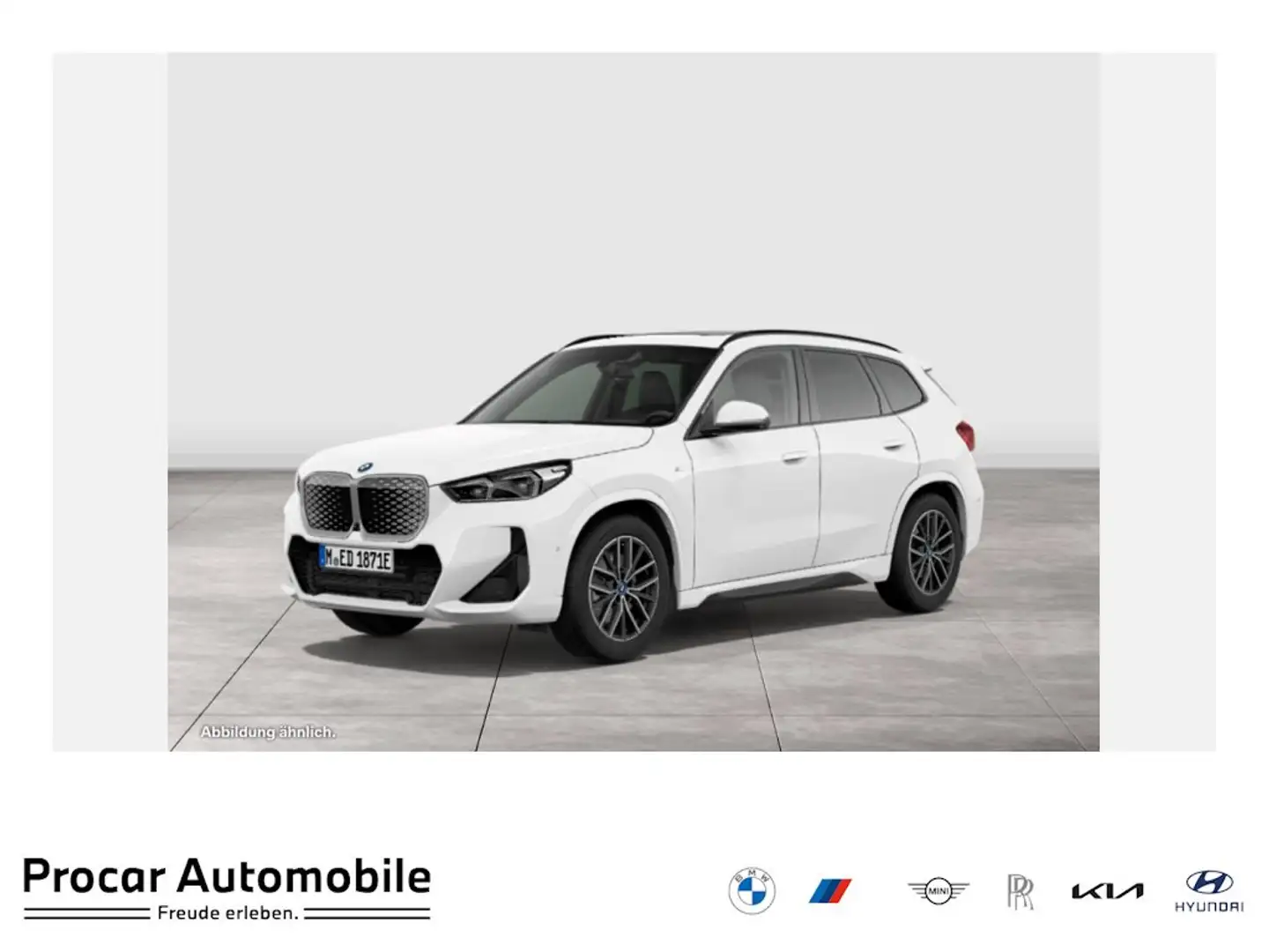 BMW iX1 xDrive30 M Sport HUD PANO ACC AHK RFK NAVI Weiß - 1