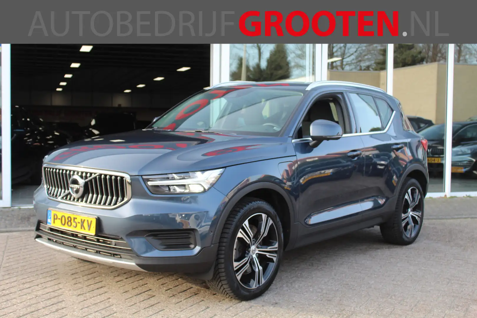 Volvo XC40 1.5 T4 Recharge Inscription Expression Blau - 1