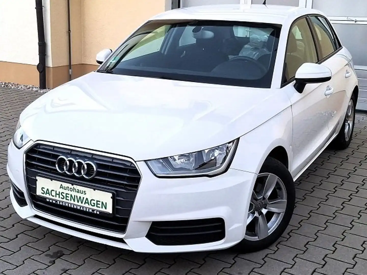 Audi A1 Sportback*StandHzg*8fach ALU*PDC*KLIMAUT*DynamikFW Weiß - 1