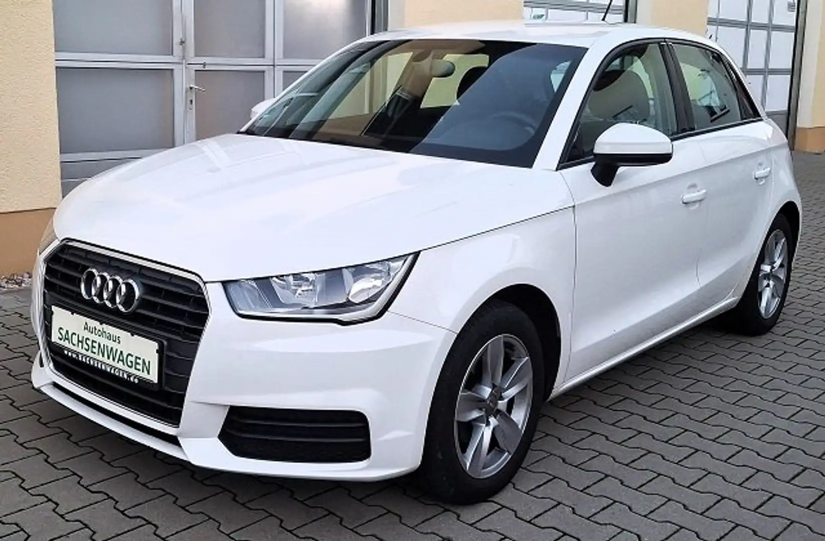 Audi A1 Sportback*StandHzg*8fach ALU*PDC*KLIMAUT*DynamikFW Weiß - 1