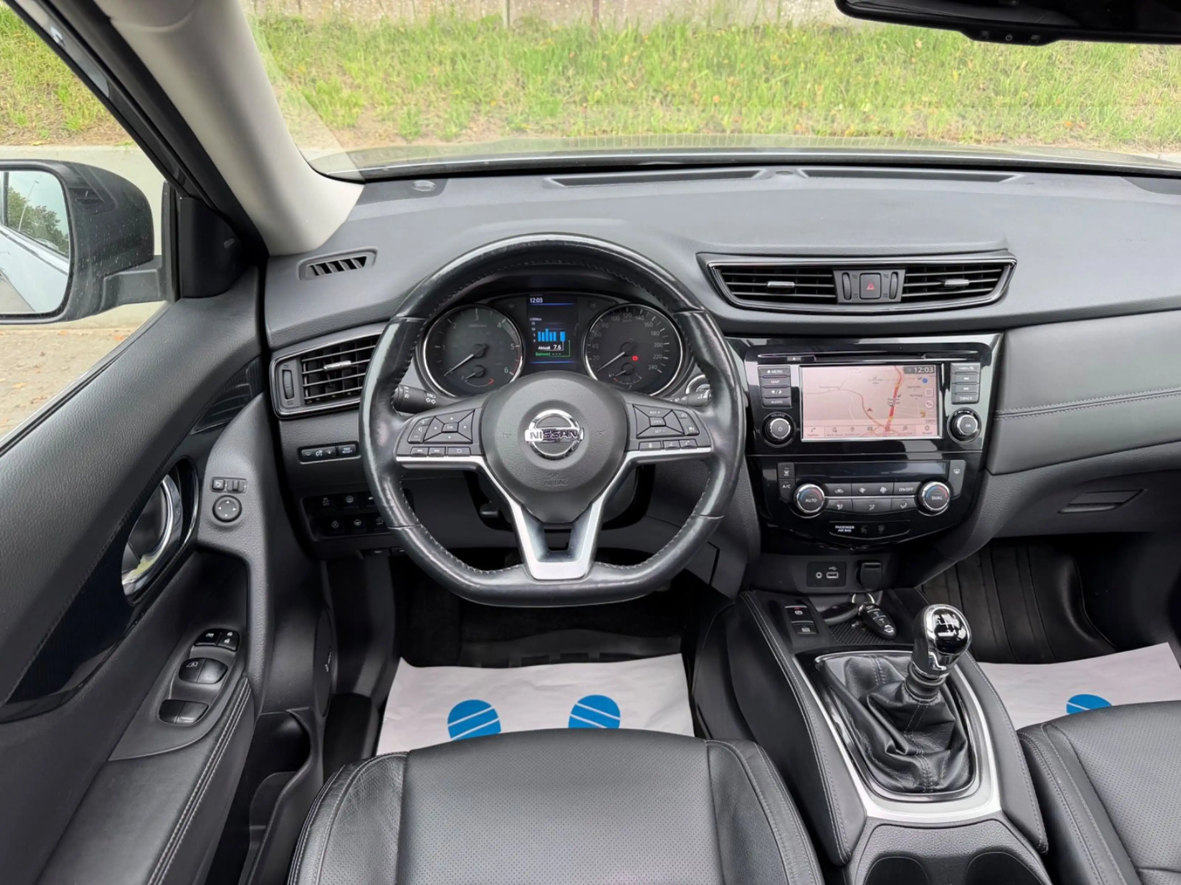Nissan X-Trail Tekna 4x4/LEDER/AHK/LED/PANO/ACC/SPUR — photo 13