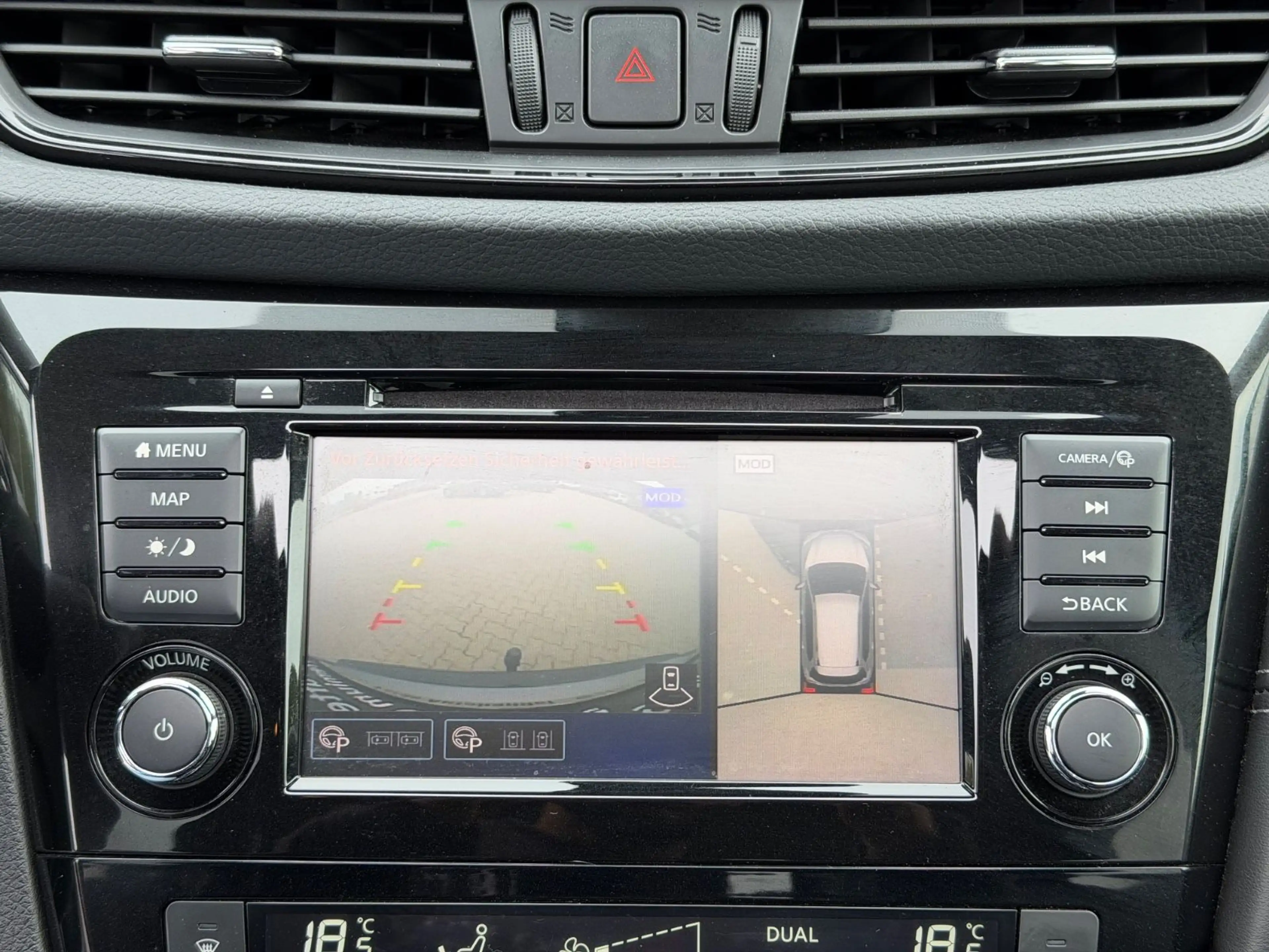 Nissan X-Trail Tekna 4x4/LEDER/AHK/LED/PANO/ACC/SPUR — photo 15