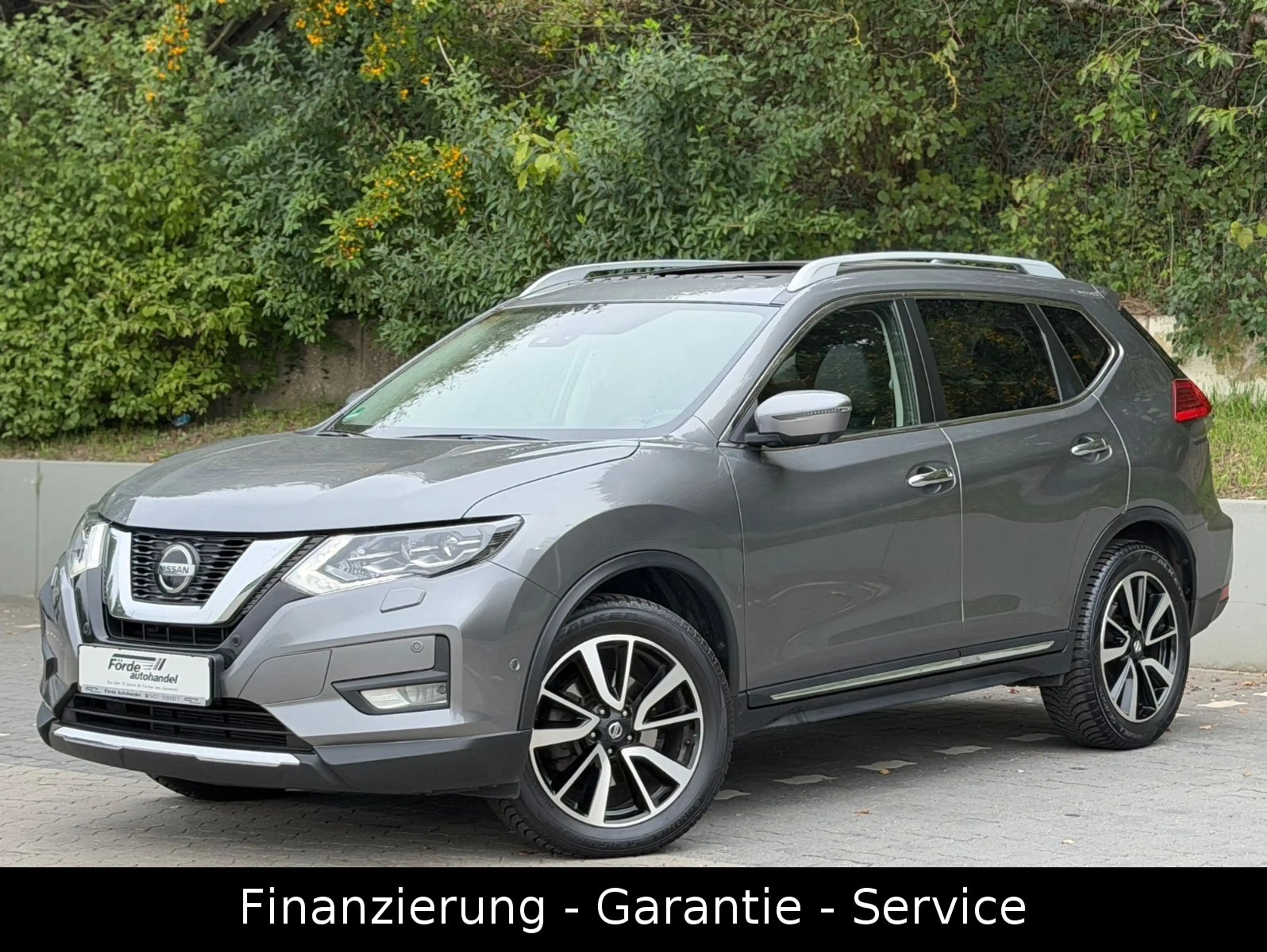 Nissan X-Trail Tekna 4x4/LEDER/AHK/LED/PANO/ACC/SPUR