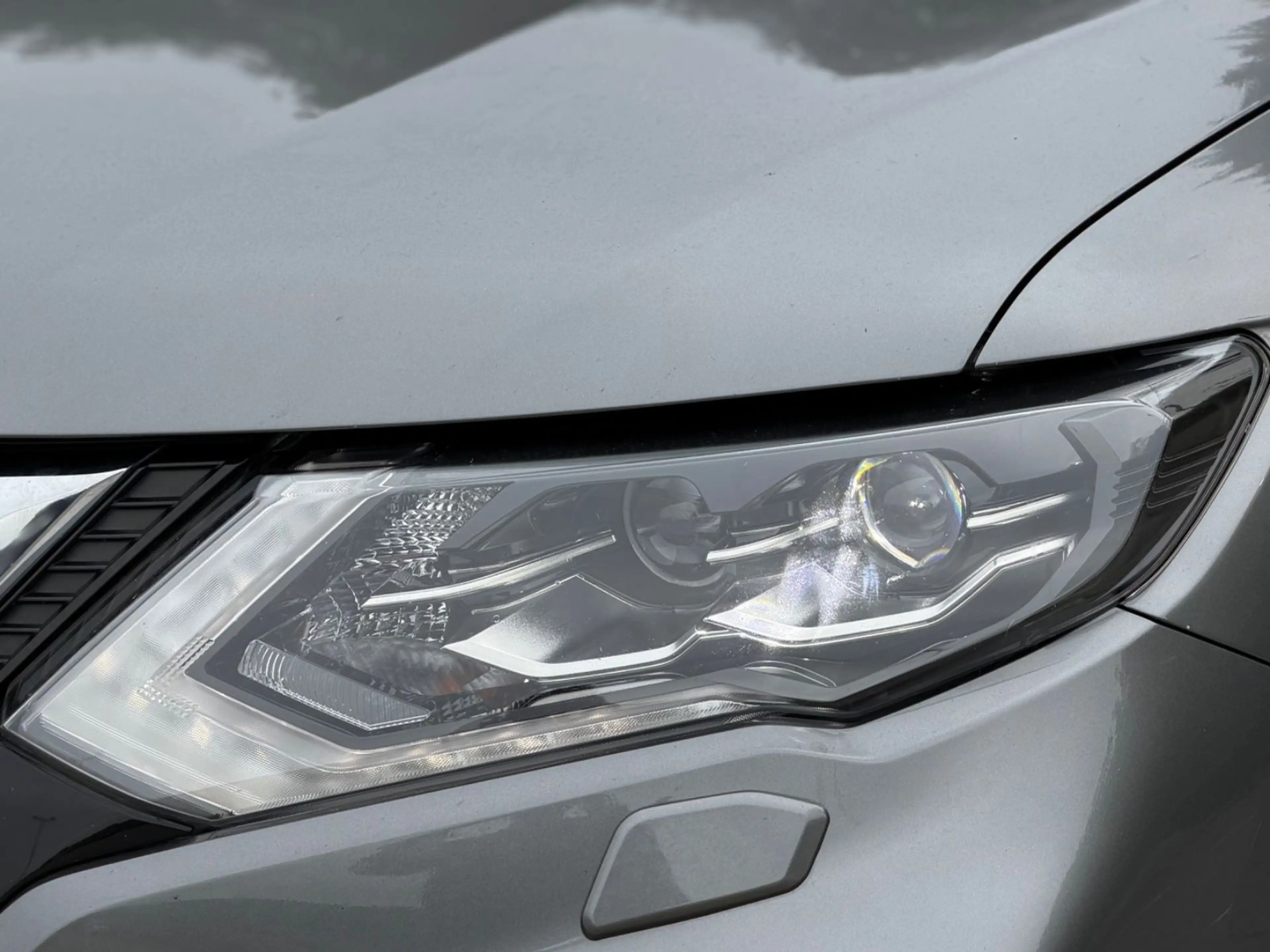 Nissan X-Trail Tekna 4x4/LEDER/AHK/LED/PANO/ACC/SPUR — photo 9