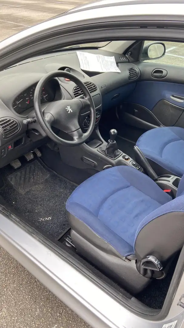 Peugeot 206 3p 1.1 XT c/2airbag - 1