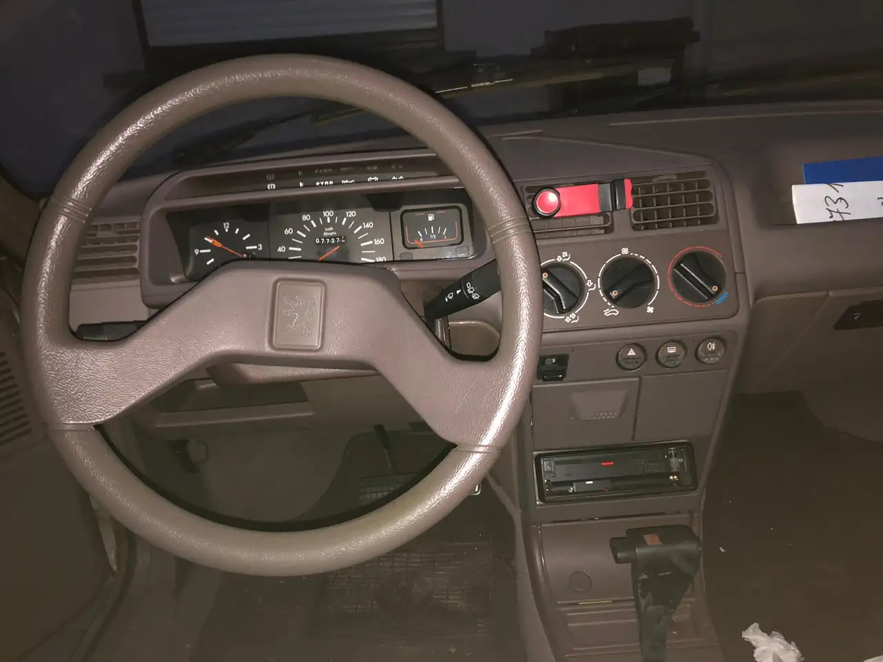 Peugeot 205 automatique, foto 4