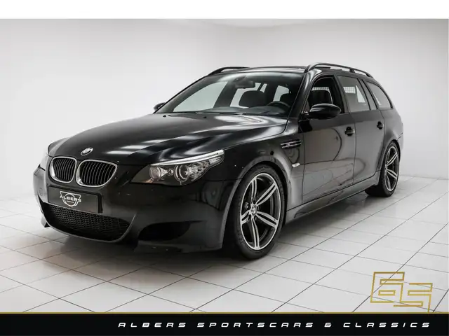 BMW M5 Touring 5.0 V10 E61 1 of 1025 - Full history - Per