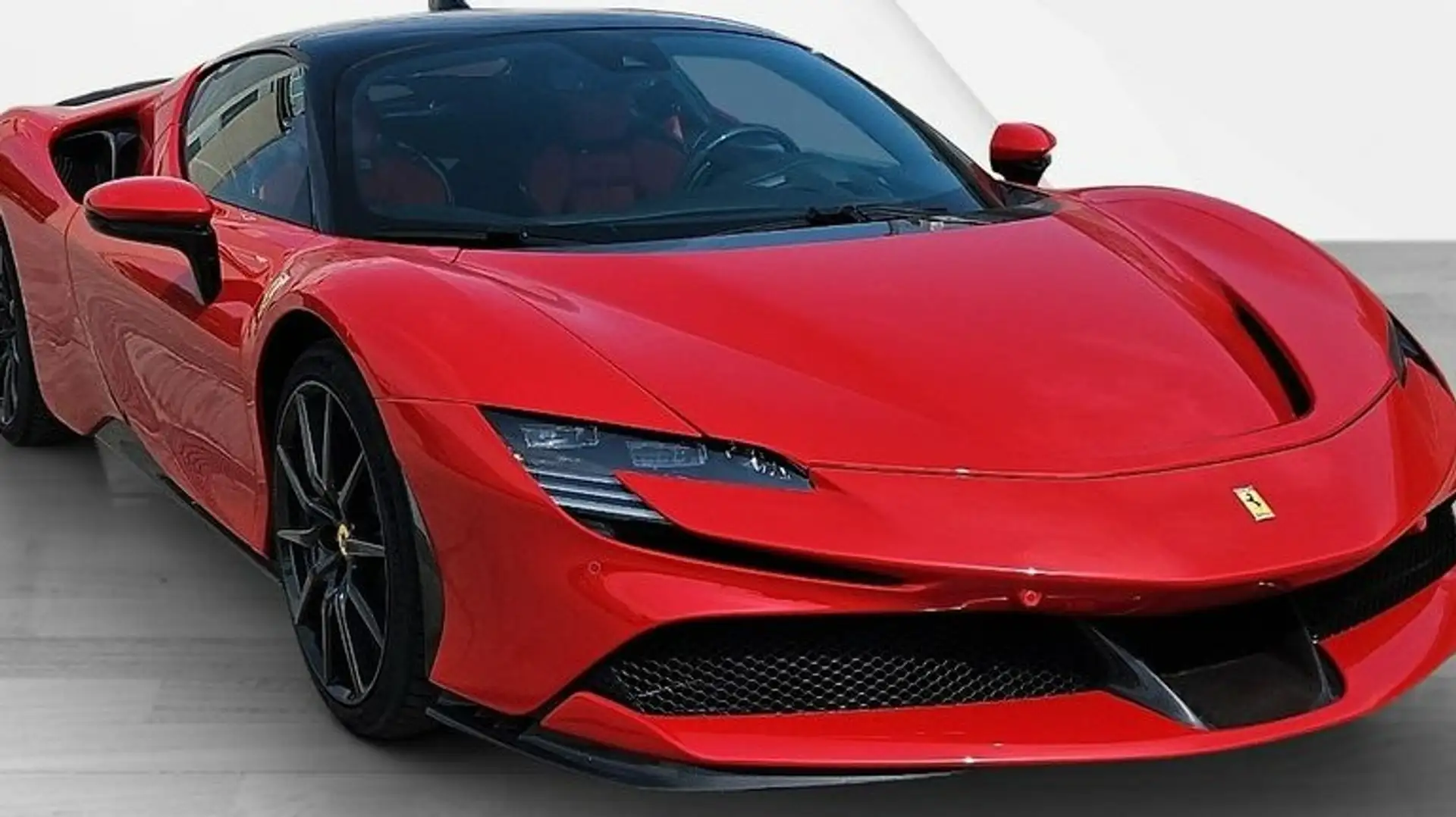 Ferrari SF90 Stradale Rojo - 1