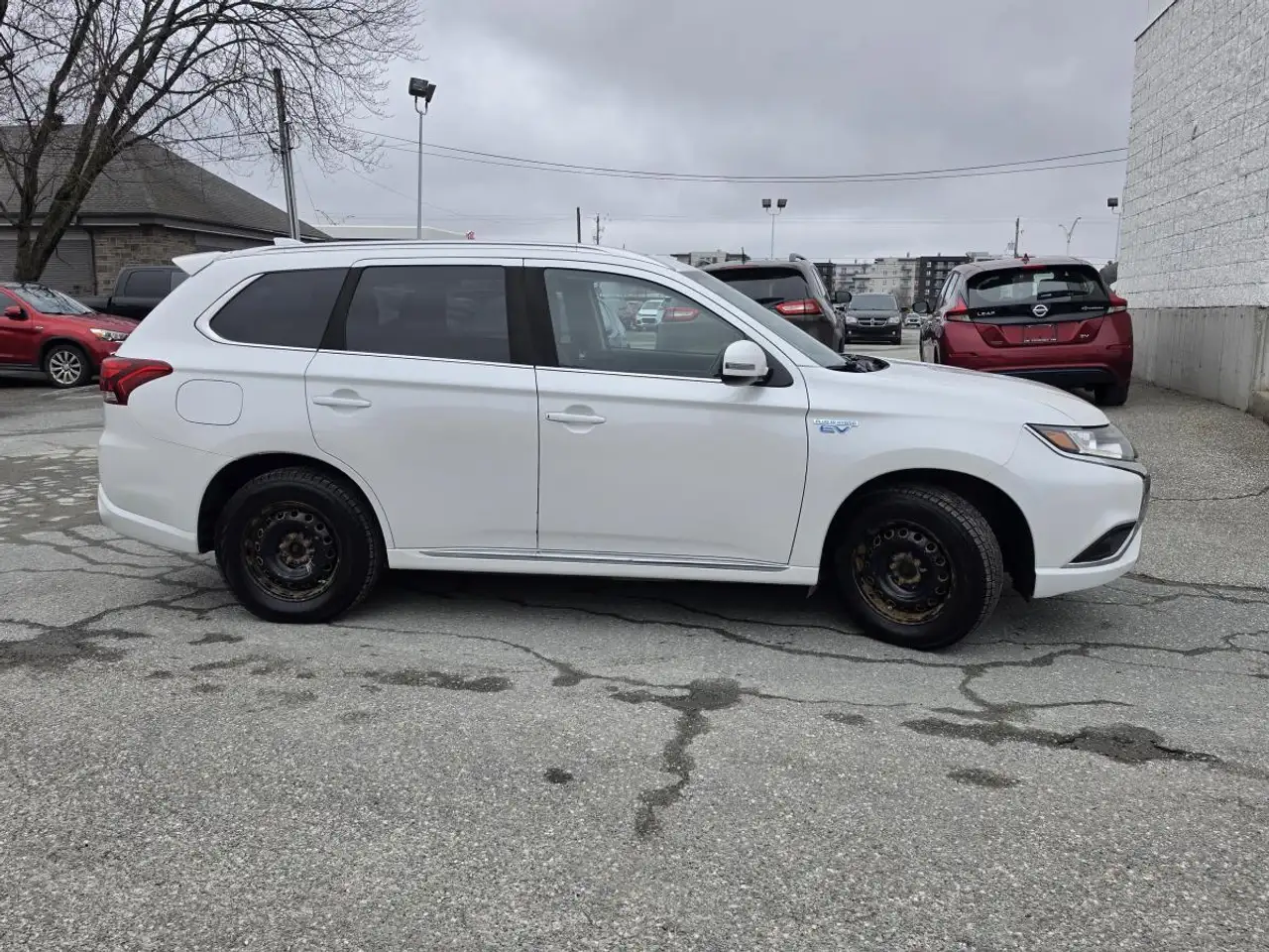 Mitsubishi Outlander снимка Mitsubishi Outlander