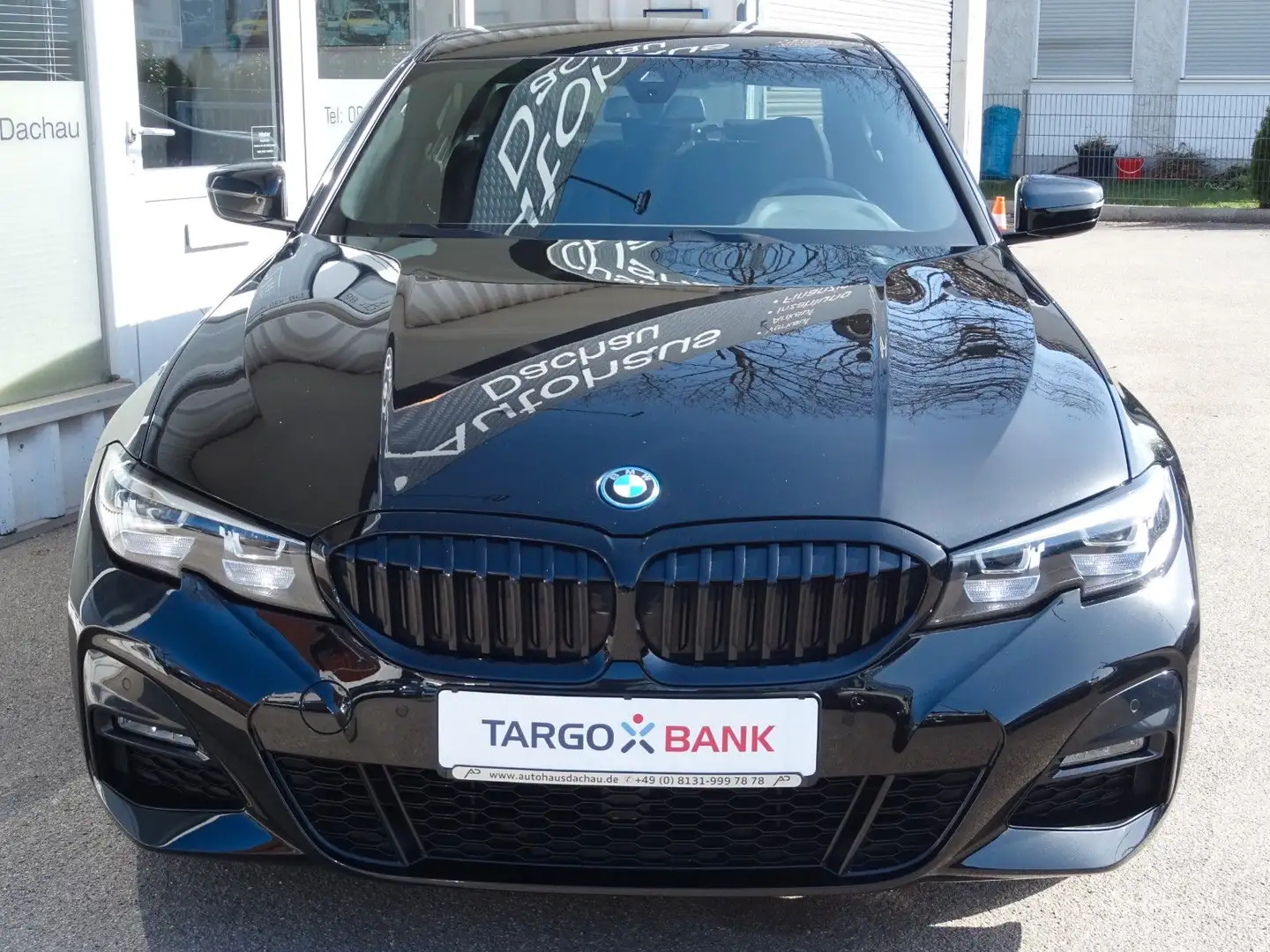 BMW 320 e Aut M Sportpaket 18" Navi Alcant. LED Hifi Schwarz - 2