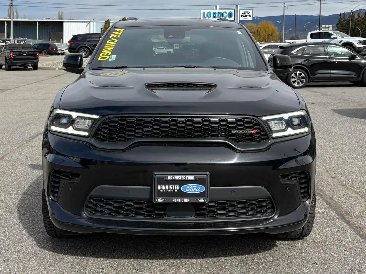 Dodge Durango снимка Dodge Durango