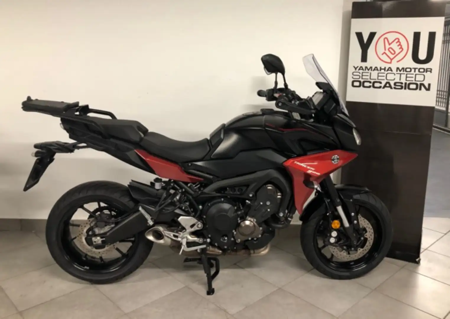 Yamaha Tracer 900 Turismo Schwarz - 1