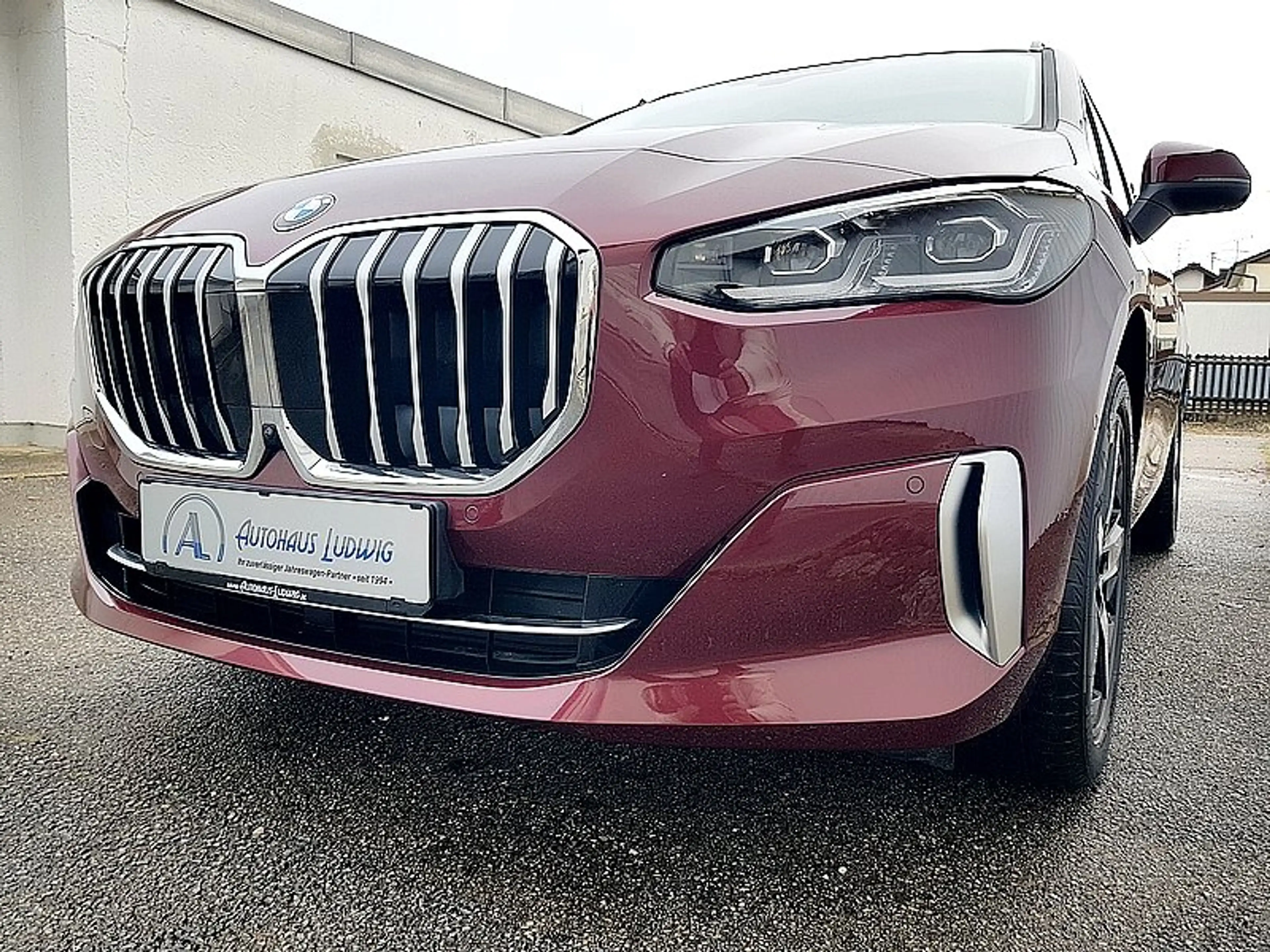 BMW 223 iA Active Tourer*Leder*HUD*DriveProf*AHK*360*Park+ — photo 15